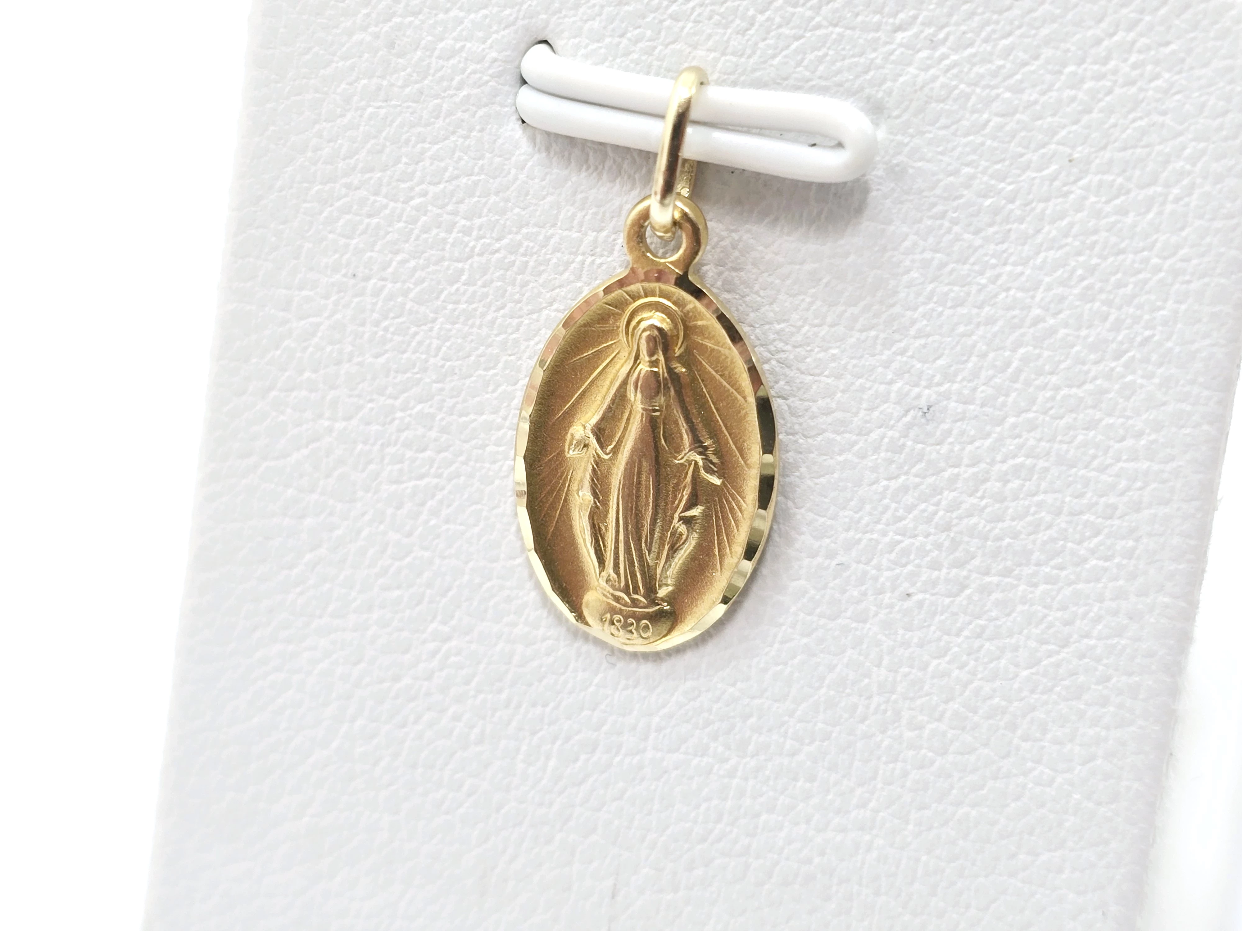 zlota-zawieszka-matka-boska-585-089g-material-15835-2