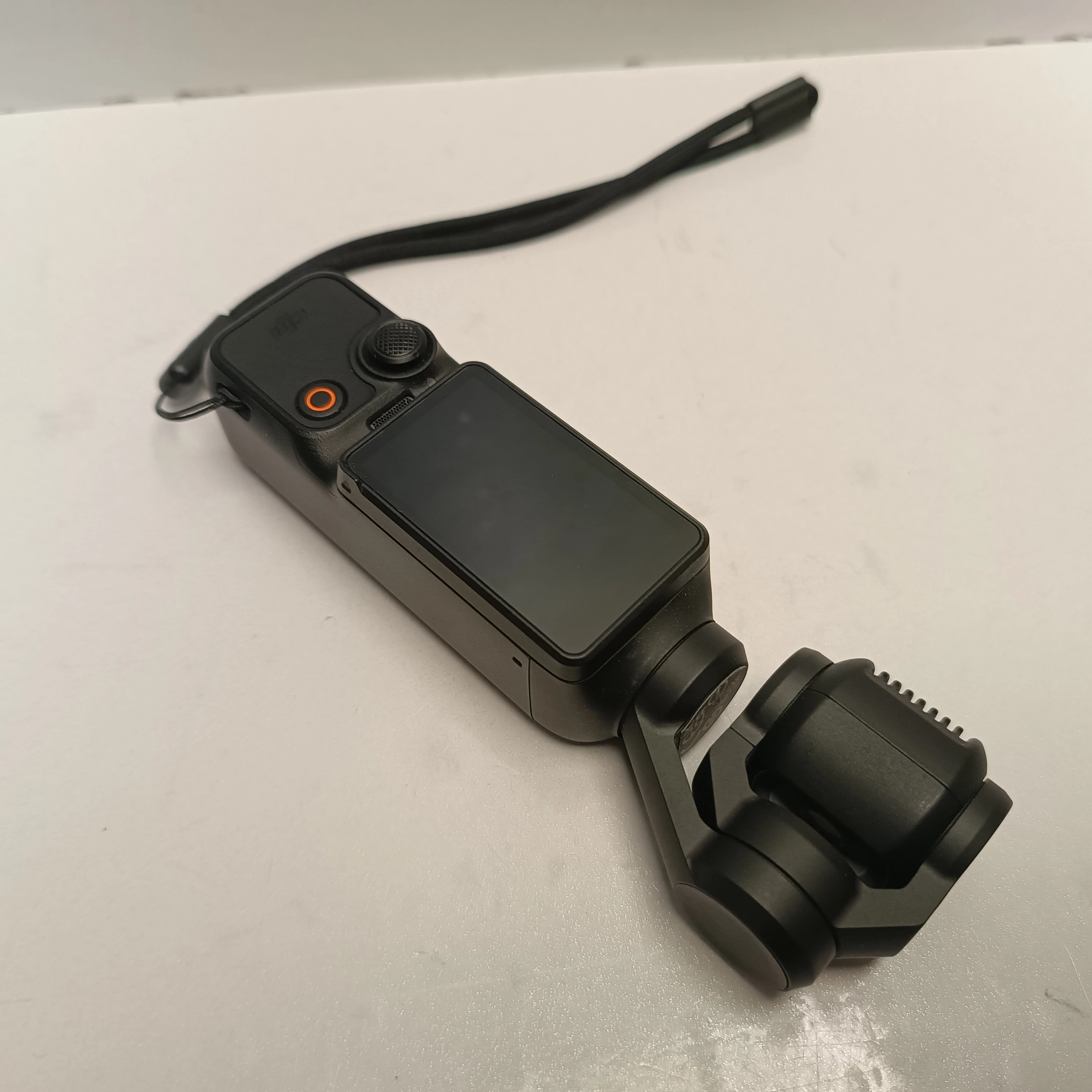 kamera-dji-osmo-pocket-3-waga-produktu-17900