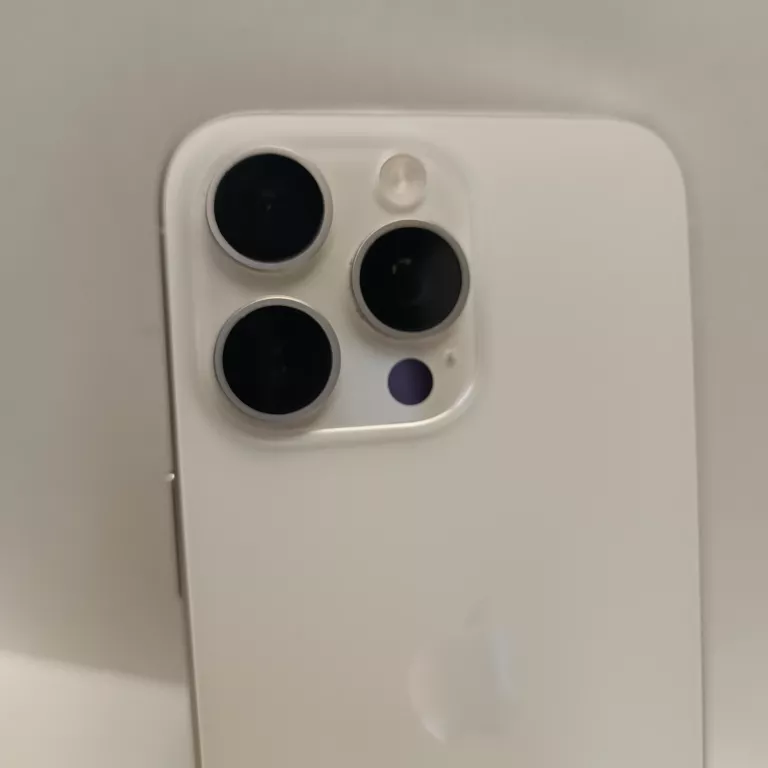 smartfon-apple-iphone-15-pro-max-8256-gb-5g-bialy-bateria-86-system-operacyjny-4388-7