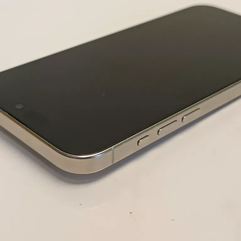 smartfon-apple-iphone-15-pro-max-8256-gb-5g-bialy-bateria-86-model-telefonu-246737-1782159