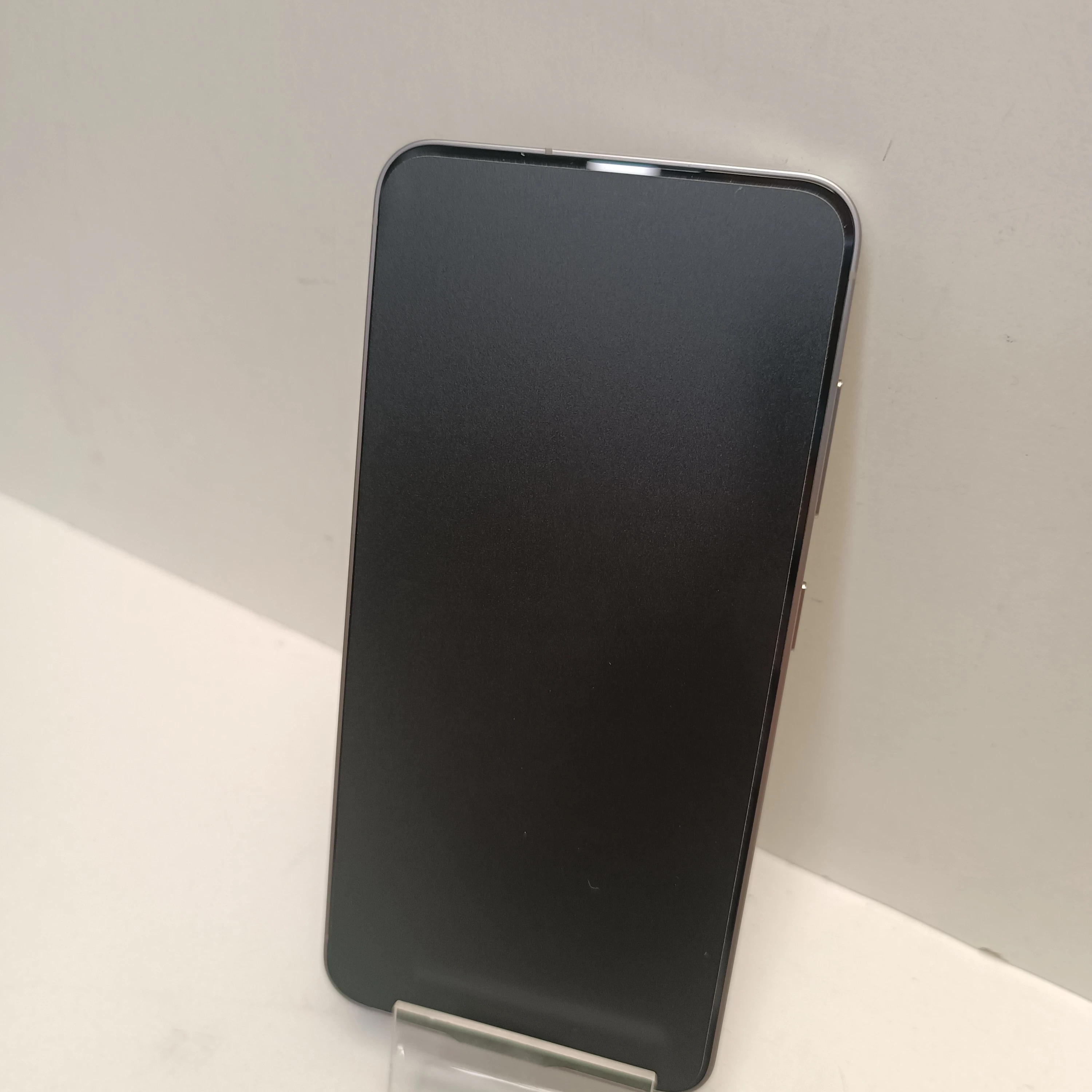 telefon-samsung-galaxy-s25-12256gb-typ-202685-212929