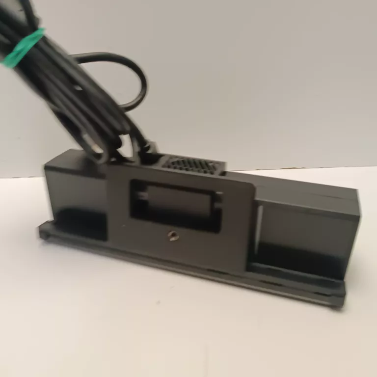 kinect-for-xbox-one-model-1520-zawiera-baterie-250685-2006717
