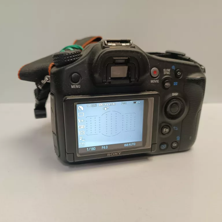 lustrzanka-cyfrowa-sony-alpha-68-z-obiektywem-tamron-17-50mm-f28-sp-model-68-18-55mm