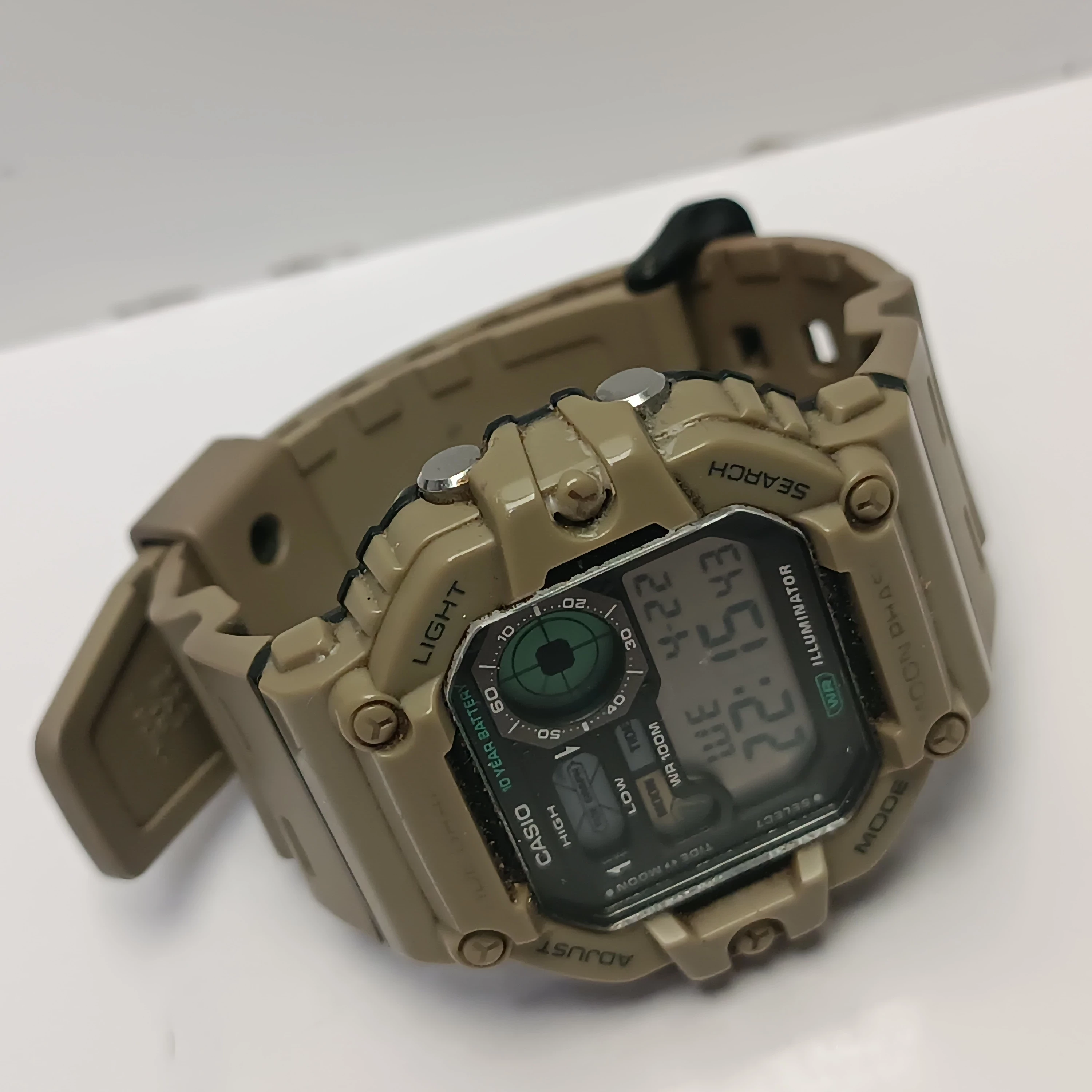 zegarek-meski-casio-ws-1700h-5avef-ksztalt-koperty-129223-1