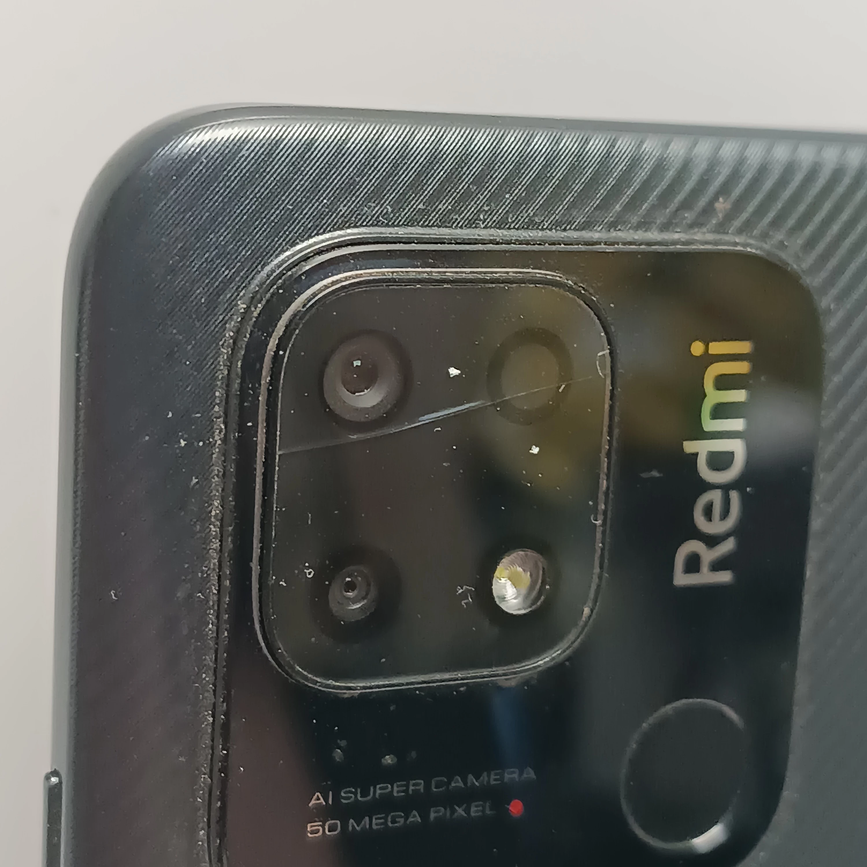 telefon-xiaomi-redmi-10c-464gb-pekniete-szklo-na-tylnim-aparacie-system-operacyjny-4388-1