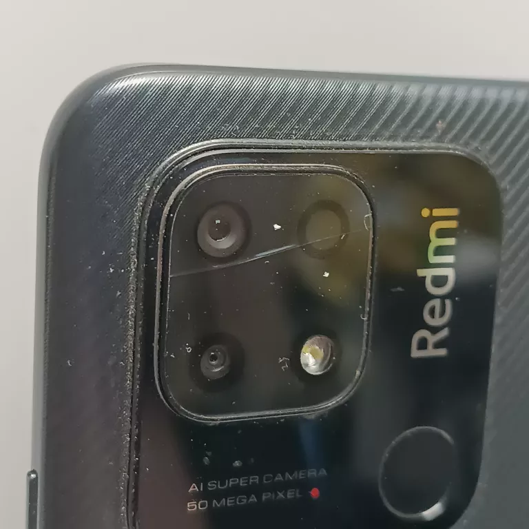 telefon-xiaomi-redmi-10c-464gb-pekniete-szklo-na-tylnim-aparacie-system-operacyjny-4388-1