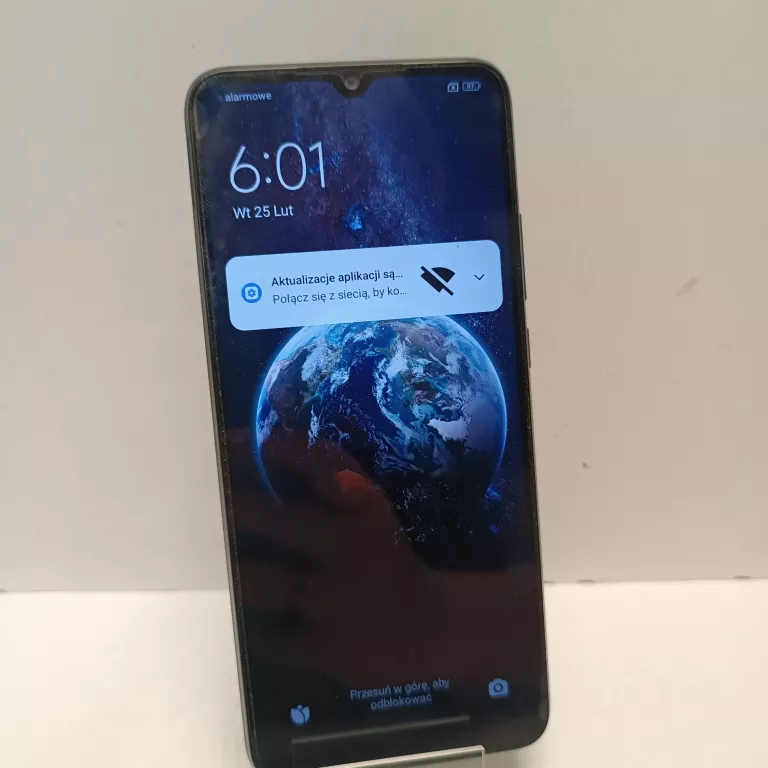 telefon-xiaomi-redmi-10c-464gb-pekniete-szklo-na-tylnim-aparacie-ean-gtin-6934177774096