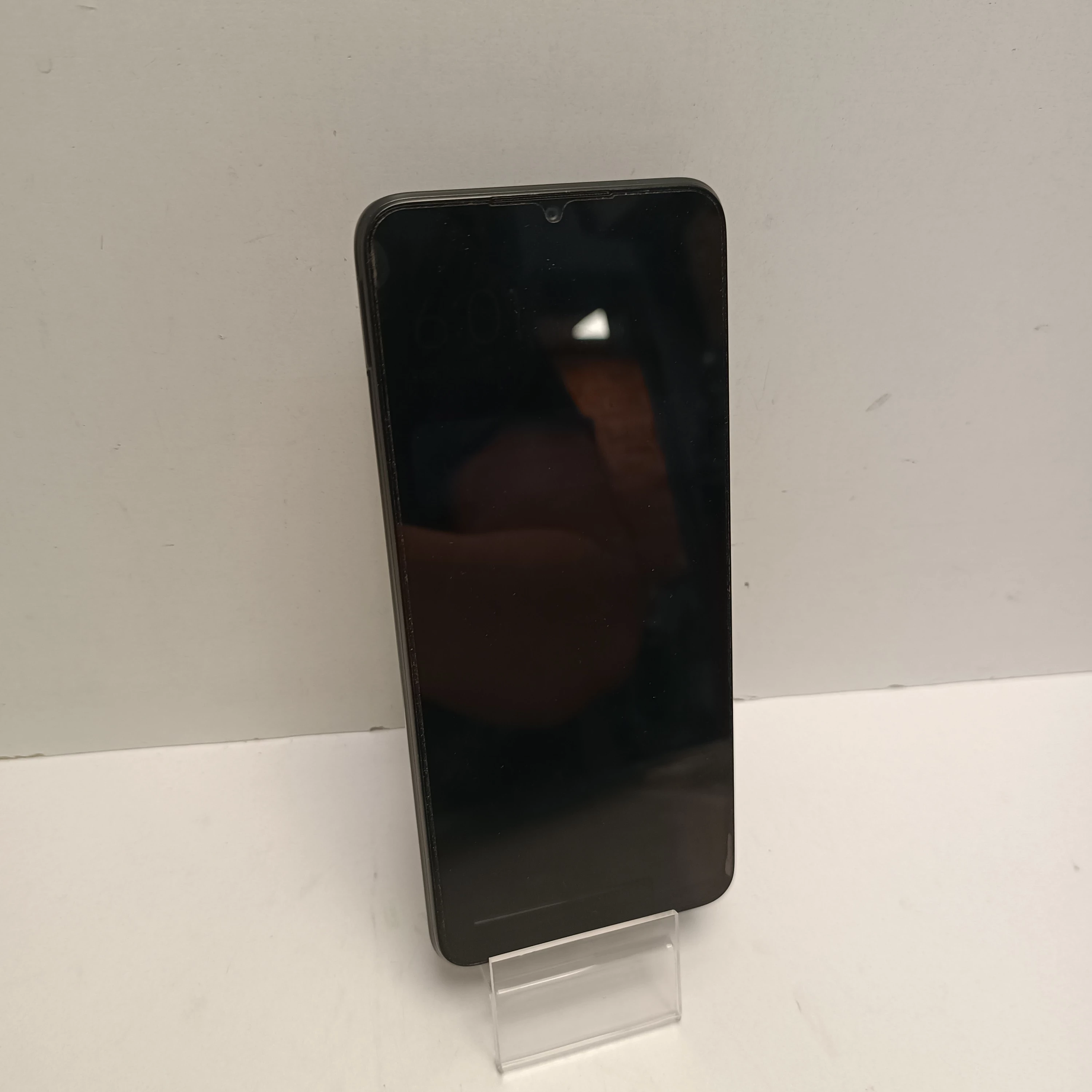 telefon-xiaomi-redmi-10c-464gb-pekniete-szklo-na-tylnim-aparacie-kod-producenta-38595