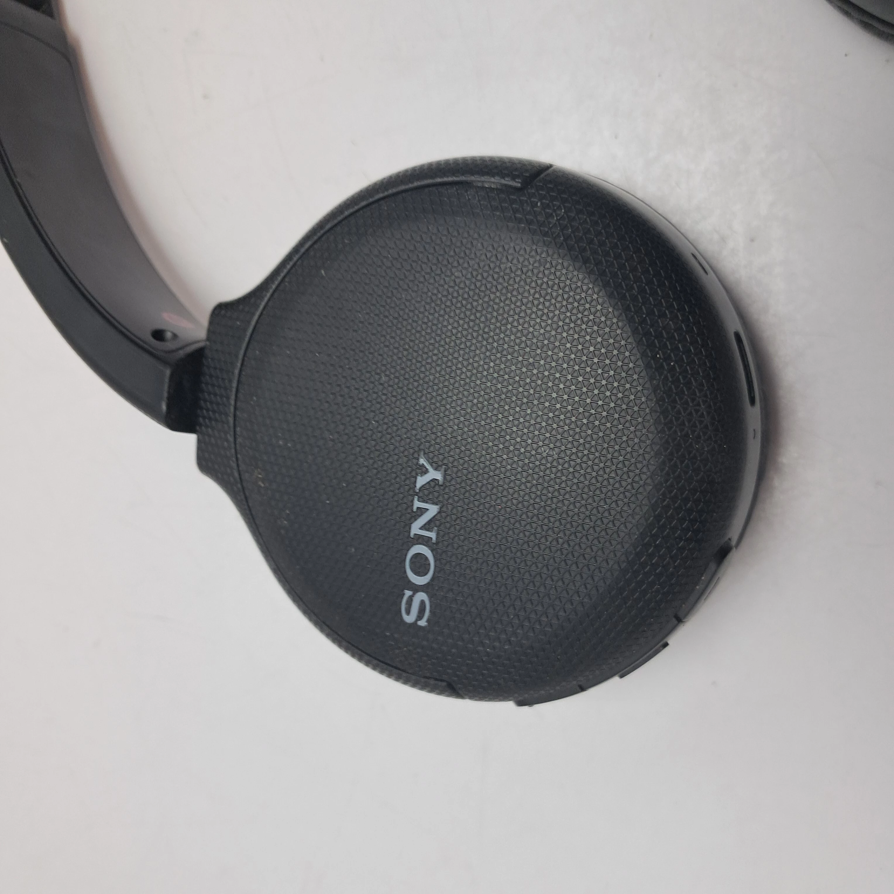 sluchawki-sony-wh-ch510-stan-11323-2