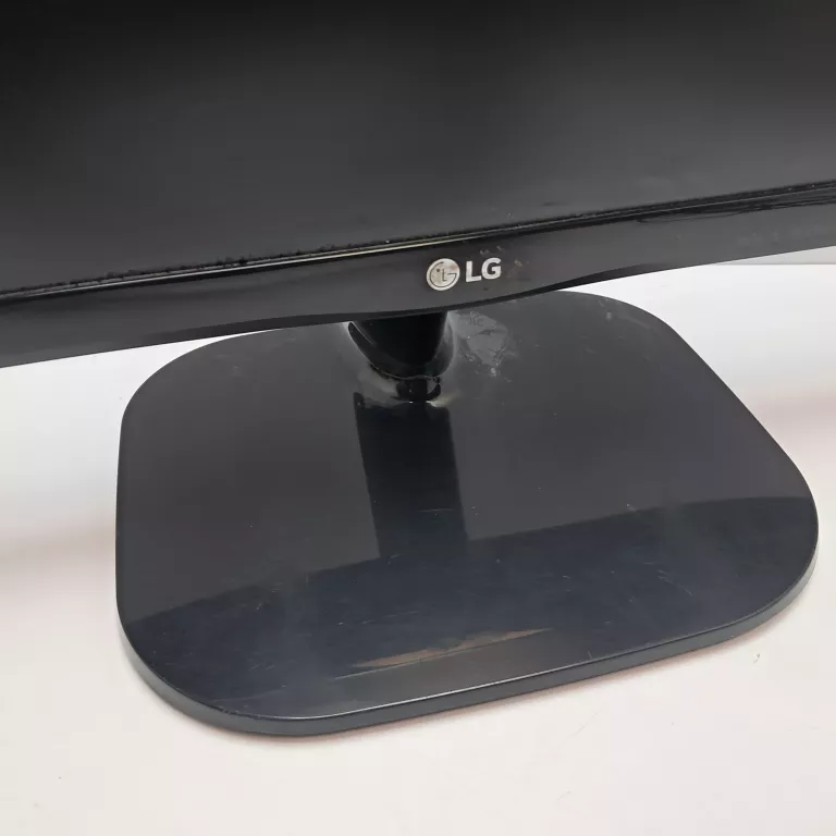 monitor-lg-20mp48a-p-stan-11323-2