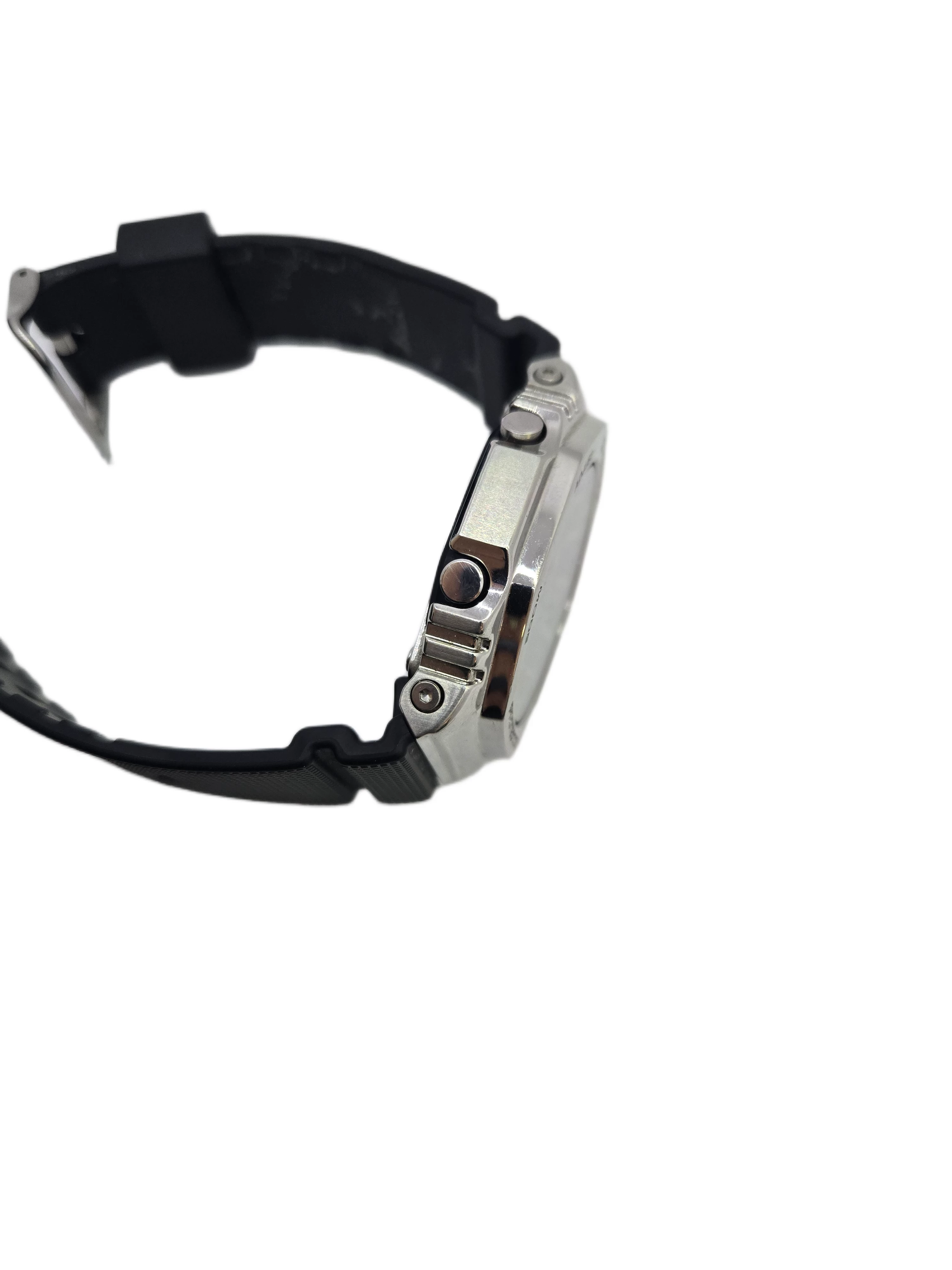 zegarek-meski-casio-g-shock-gm-2100-material-paska-129219-10