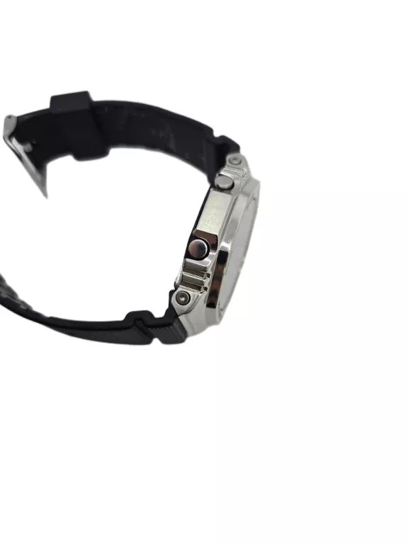 zegarek-meski-casio-g-shock-gm-2100-material-paska-129219-10