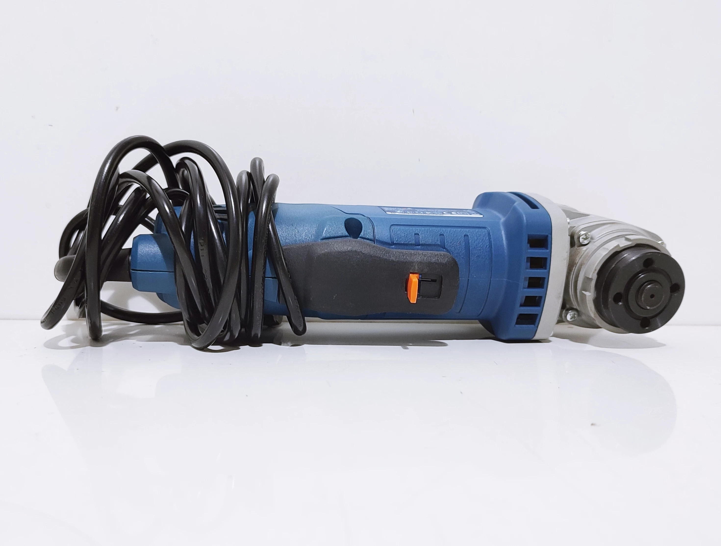 szlifierka-dexter-katowa-przewodowa-125-mm-800-w-zestaw-zawiera-baterie-250685-2006717