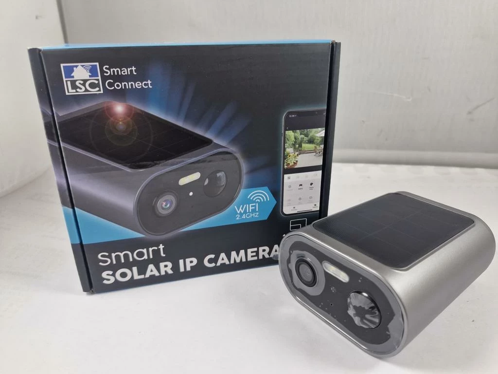 kamera-zasilana-energia-sloneczna-lsc-smart-connect-igla-wifi-solar-wielka-rzeznicka-1-srem-centrum