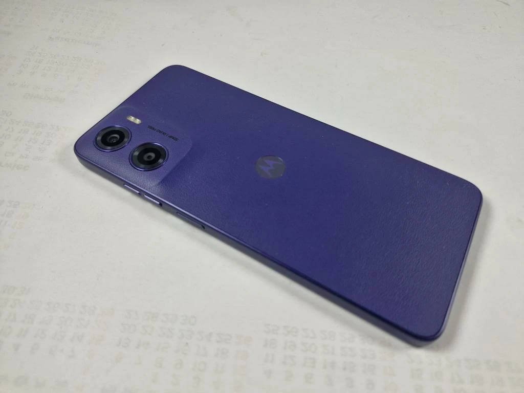 motorola-e15-264gb-przekatna-ekranu-667