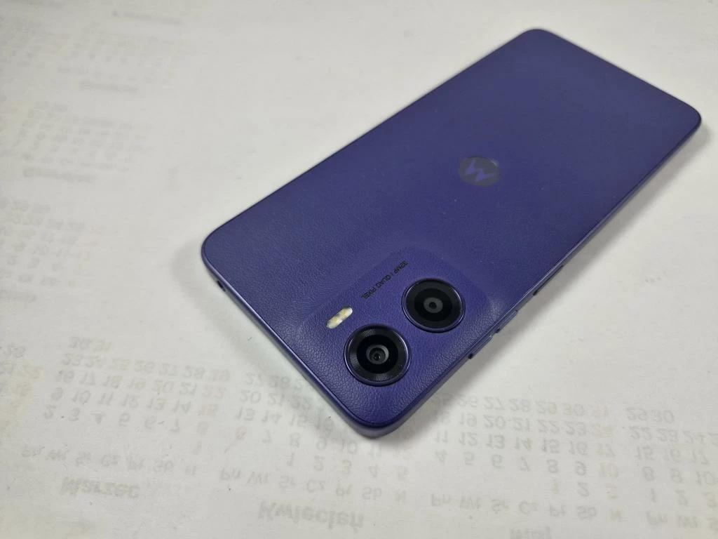 motorola-e15-264gb-wbudowana-pamiec-202869-214193