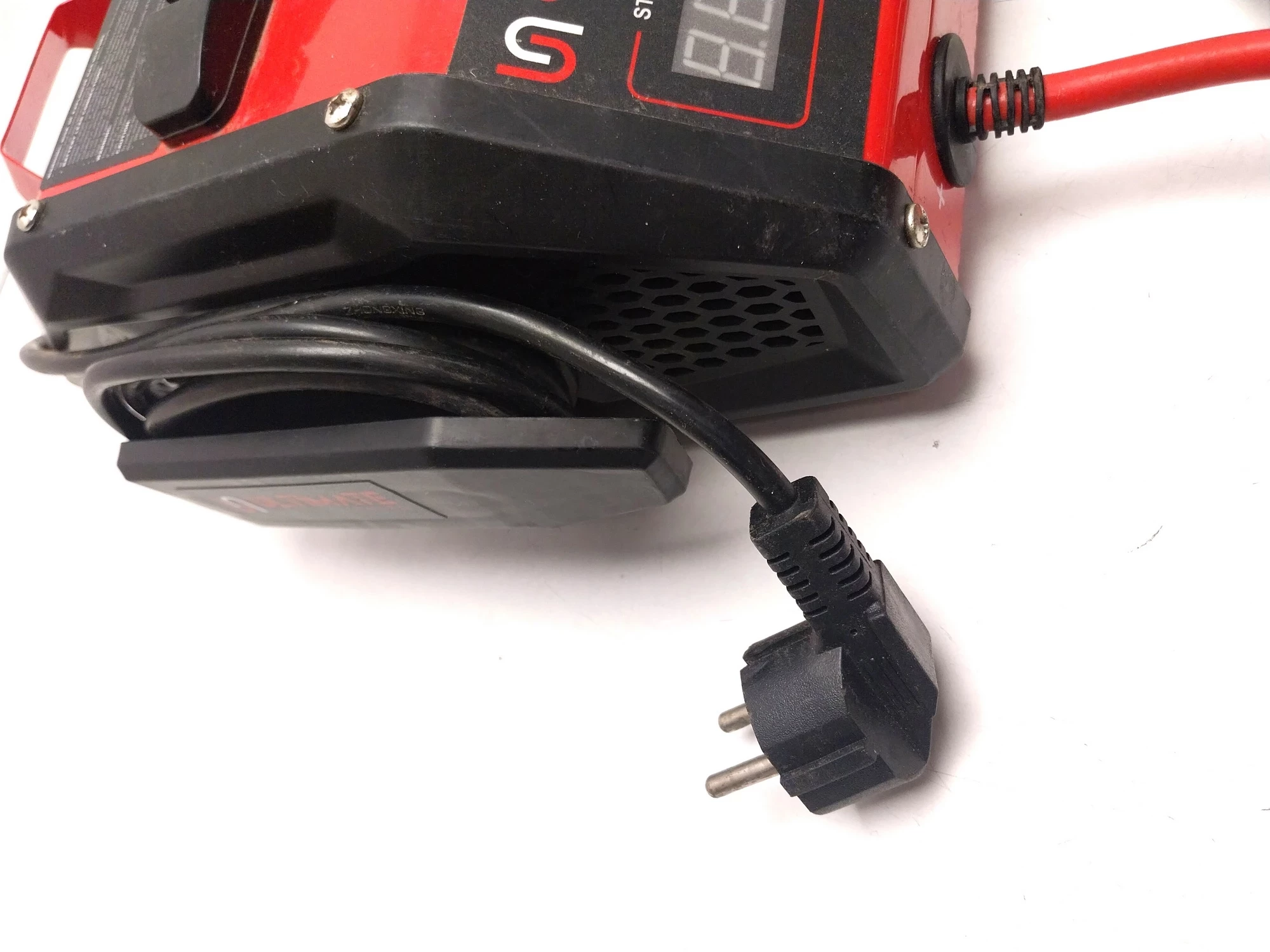 prostownik-samochodowy-ultimate-speed-ulg-17-a1-6v12v-marka-248811-1954959