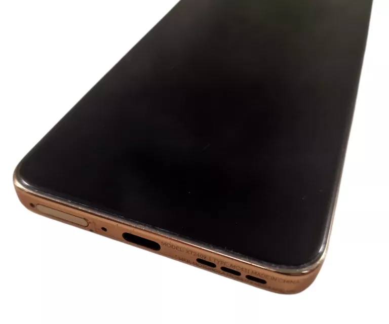 telefon-motorola-edge-50-neo-12512-gb-komplet-typ-202685-212929