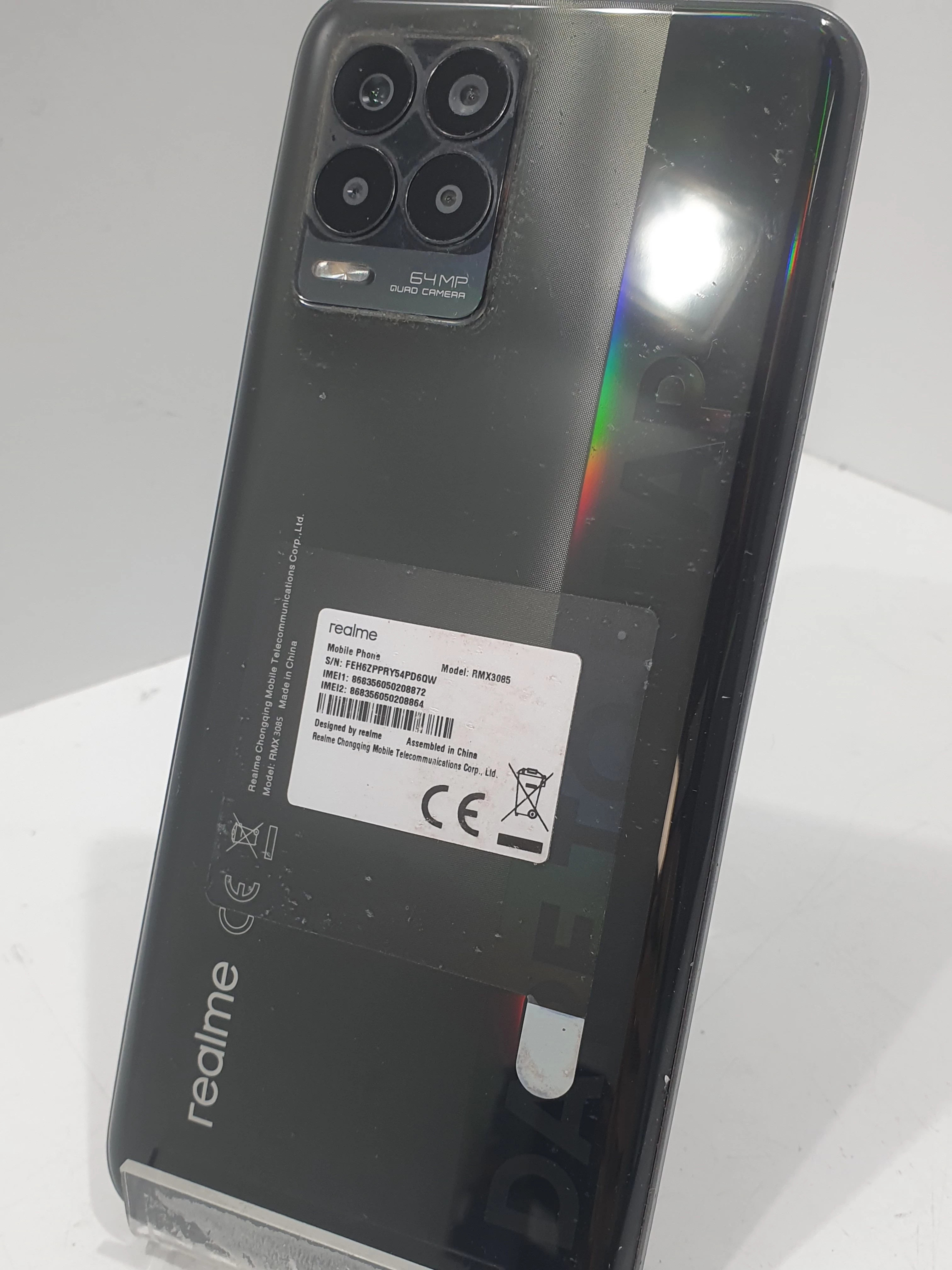 smartfon-realme-8-5g-6-gb-128-gb-5g-czarny-przekatna-ekranu-650