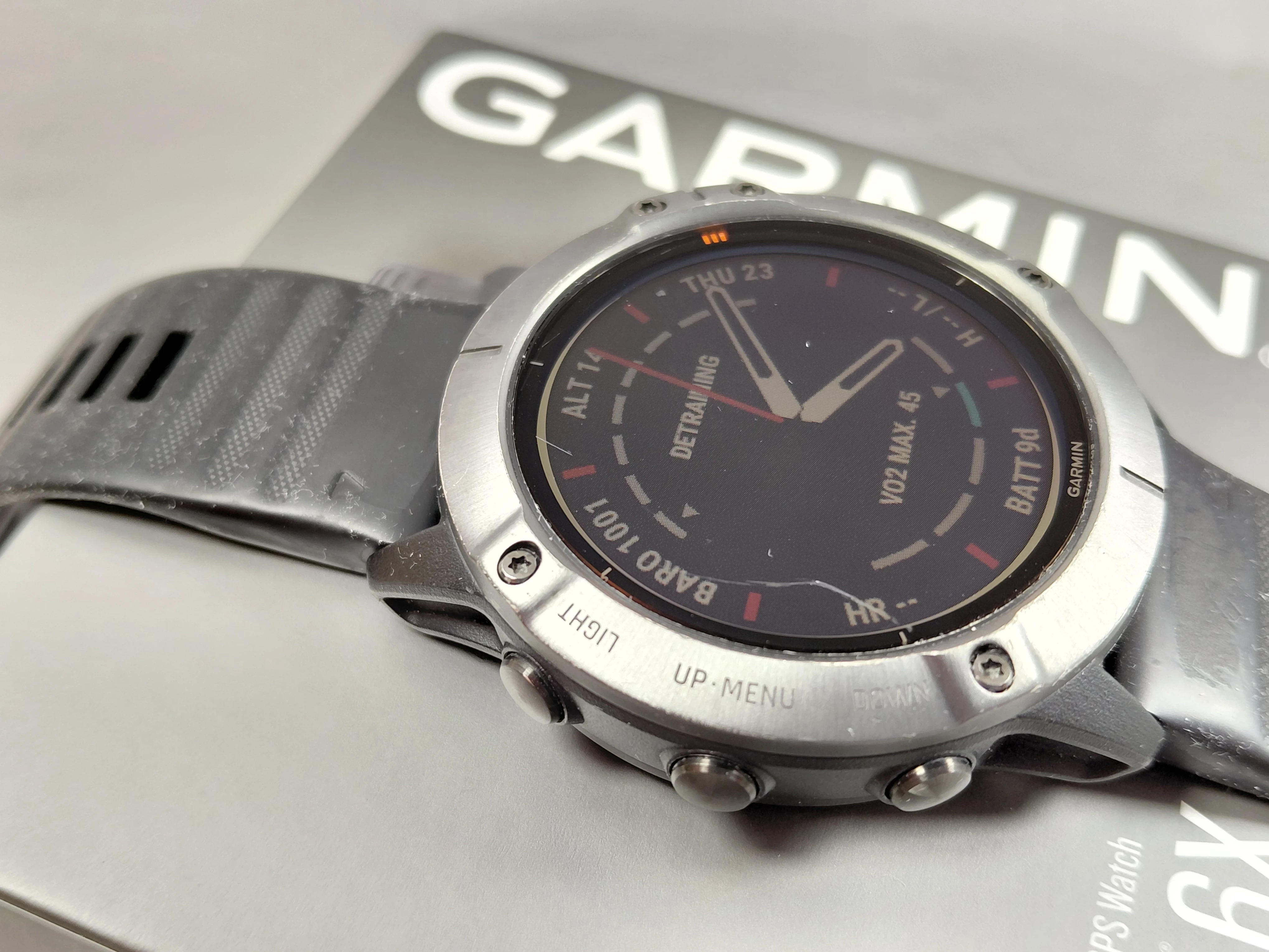 smartwatch-garmin-fenix-6x-pro-solar-stan-11323-2