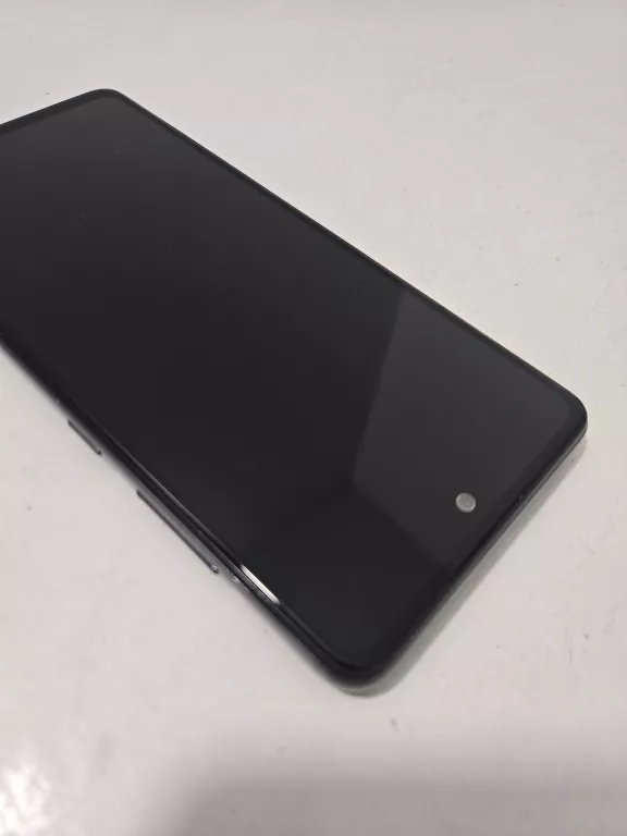 telefon-samsung-a52-6128-gb-przekatna-ekranu-650