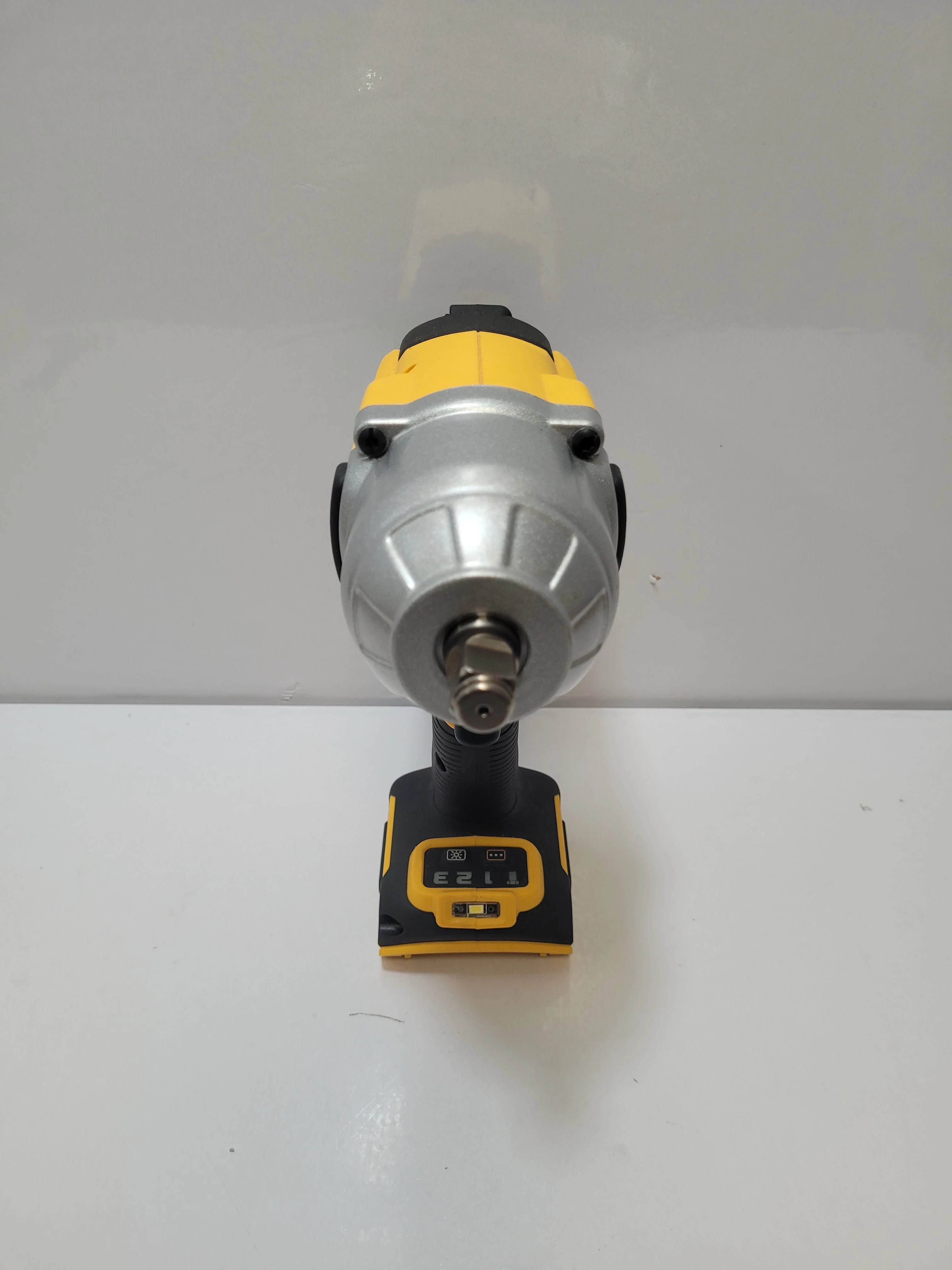 klucz-udarowy-dewalt-dcf900-2-aku-ean-gtin-5035048743331