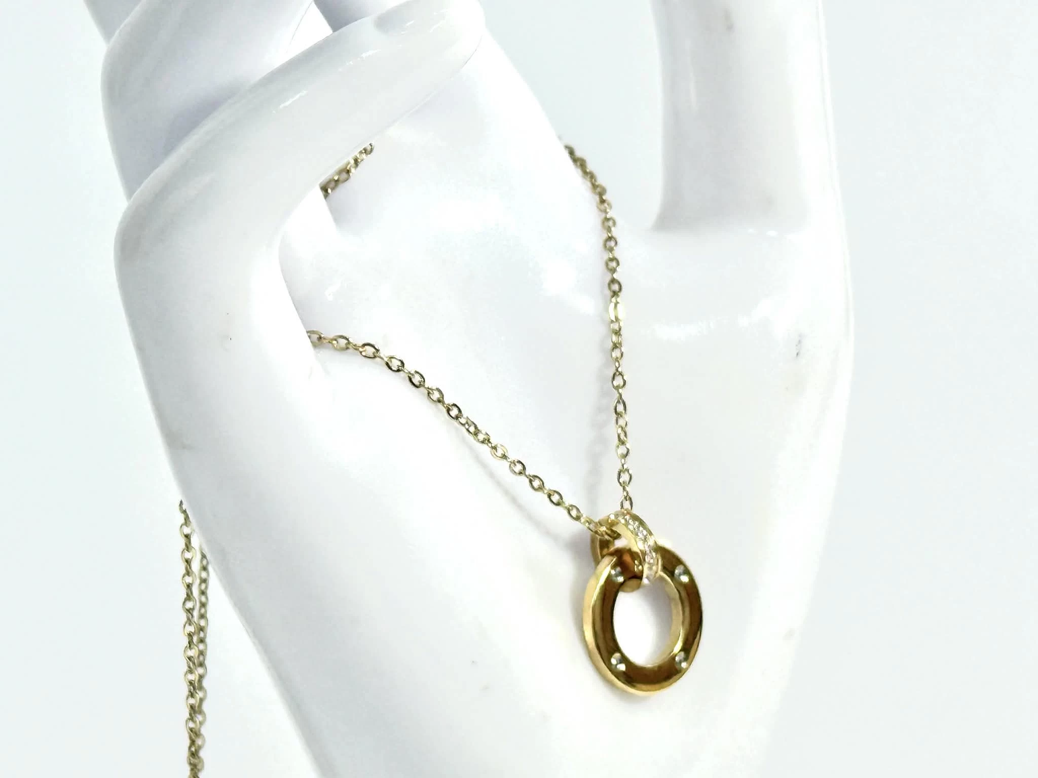 naszyjnik-ze-stali-chirurgicznej-z-piekna-zawieszka-hit-rodzaj-2205-32