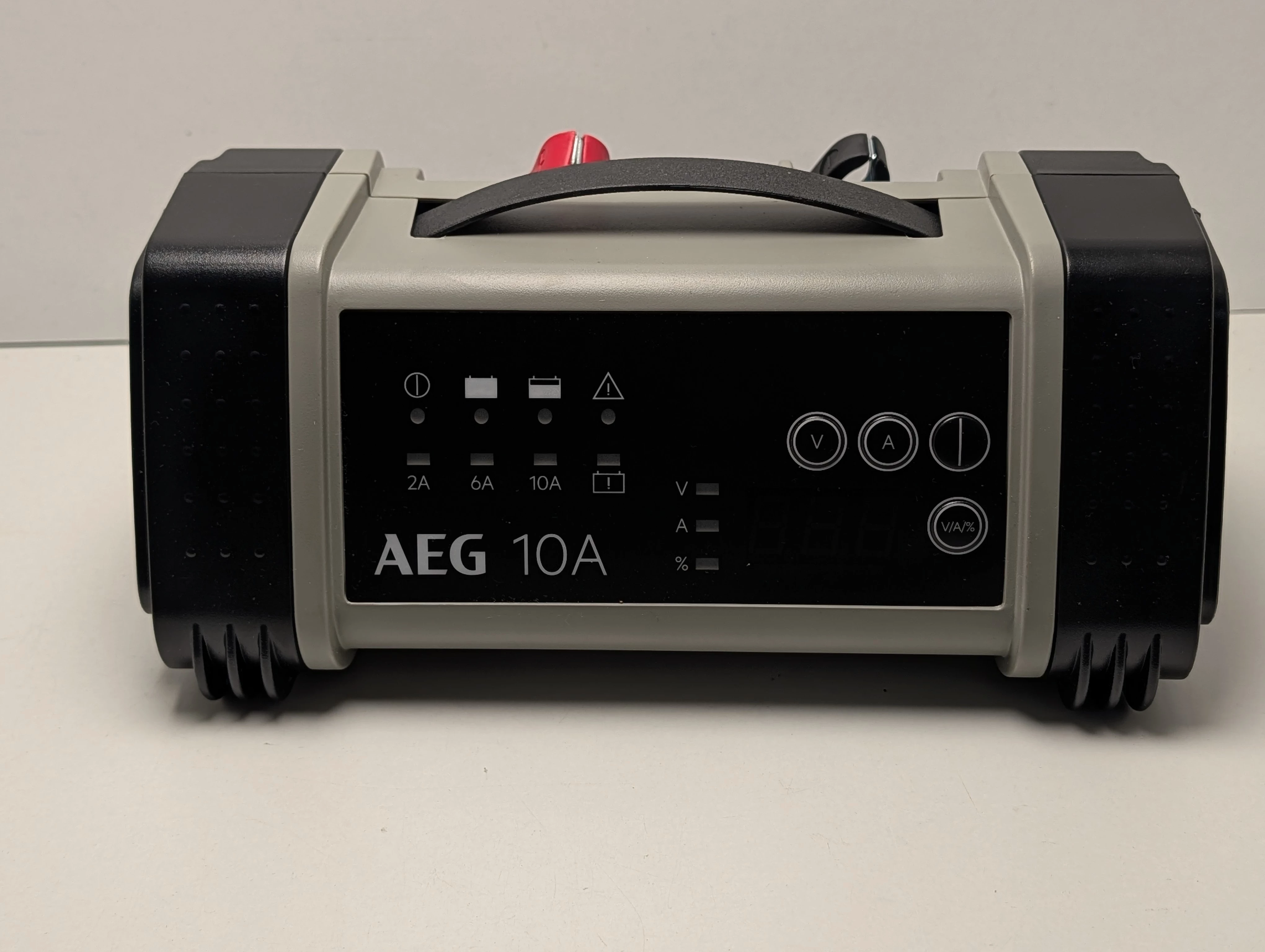 prostownik-automatyczny-z-mikroprocesorem-aeg-lt-10-12v24v-10a-igla-ean-gtin-5904423830297