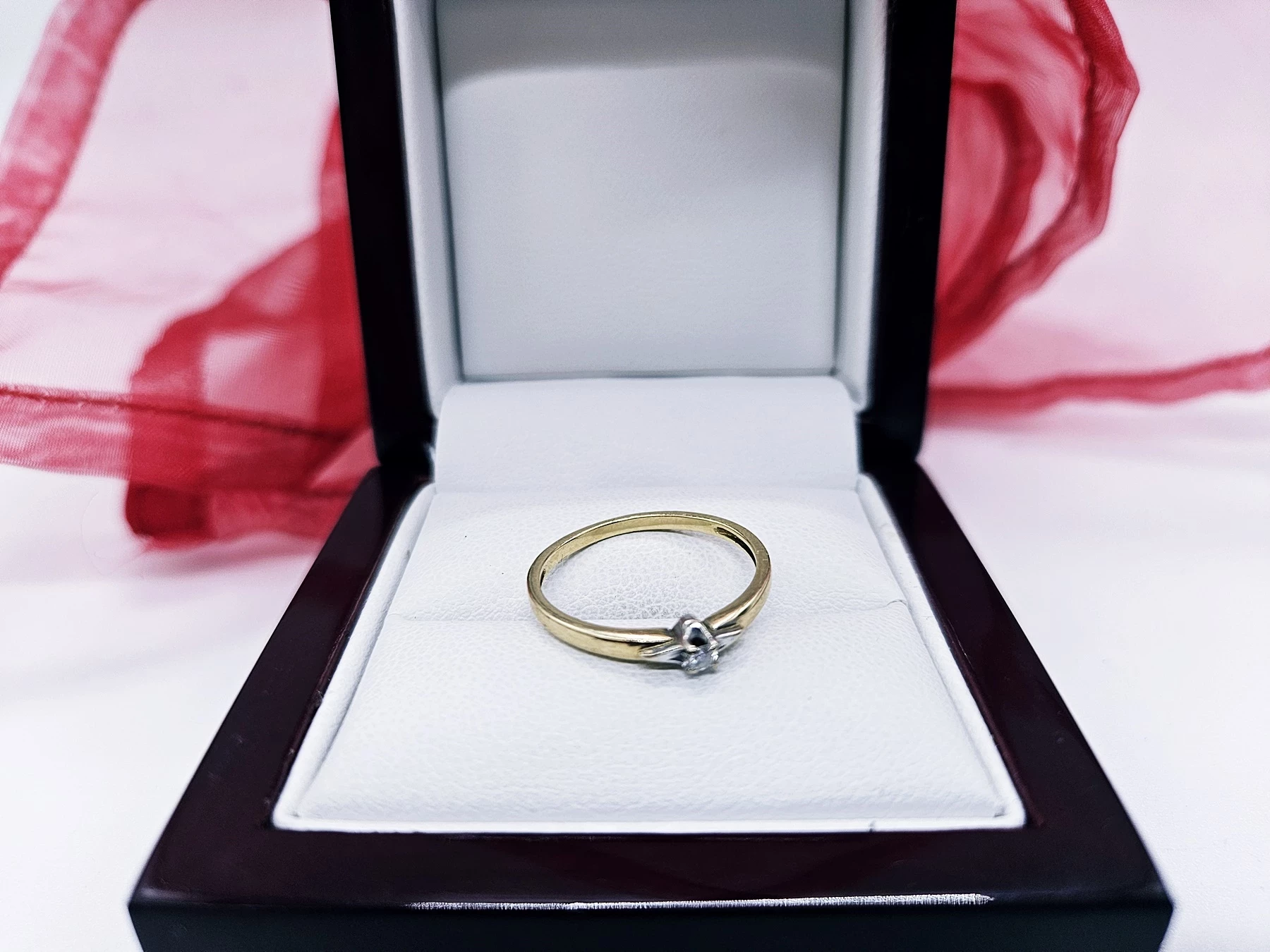 piekny-zloty-pierscionek-z-brylantem-143g-585p-certyfikat-material-15835-2