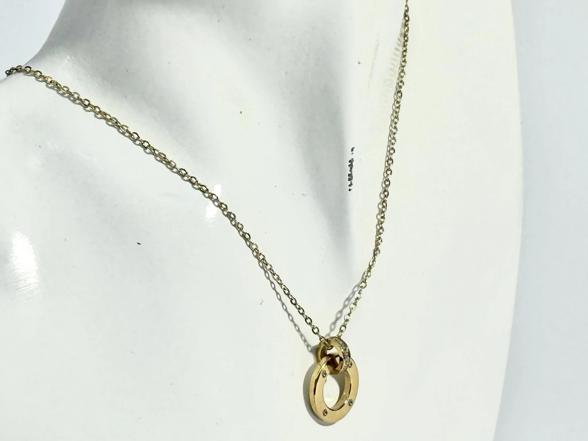 naszyjnik-ze-stali-chirurgicznej-z-piekna-zawieszka-hit-motyw-129129-246990