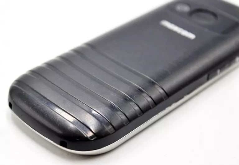 telefon-komorkowy-dla-seniora-maxcom-mm720-se-16-mb-32-mb-pamiec-ram-202865-214161