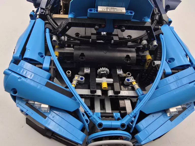 lego-technic-bugatti-chiron-42083-wiek-dziecka-3475-275949