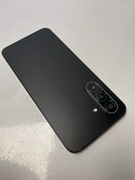 telefon-samsung-galaxy-a17-5g-4128gb-wbudowana-pamiec-202869-214189