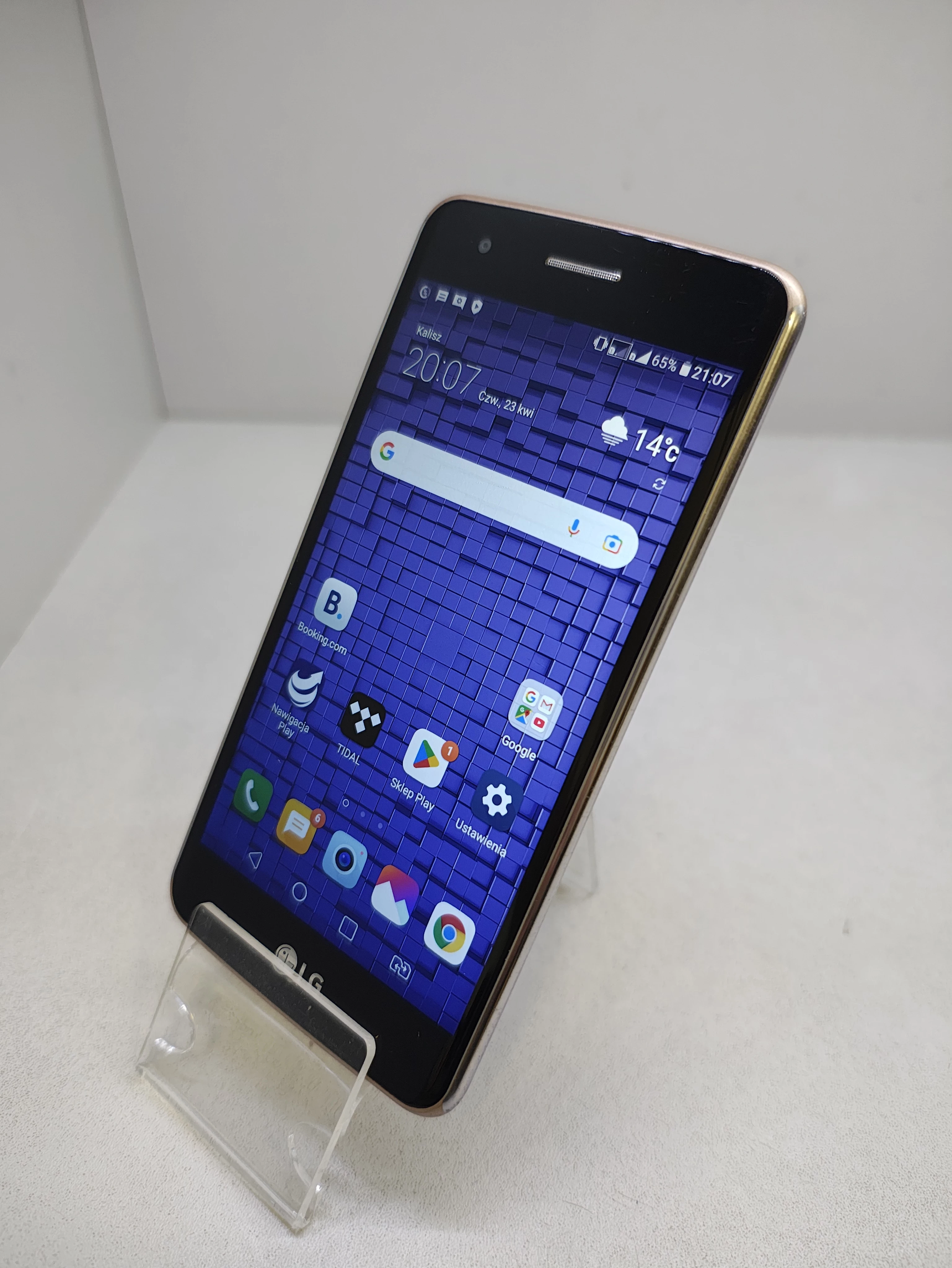 lg-k8-2017-16gb15gb-kod-producenta-lgm200n