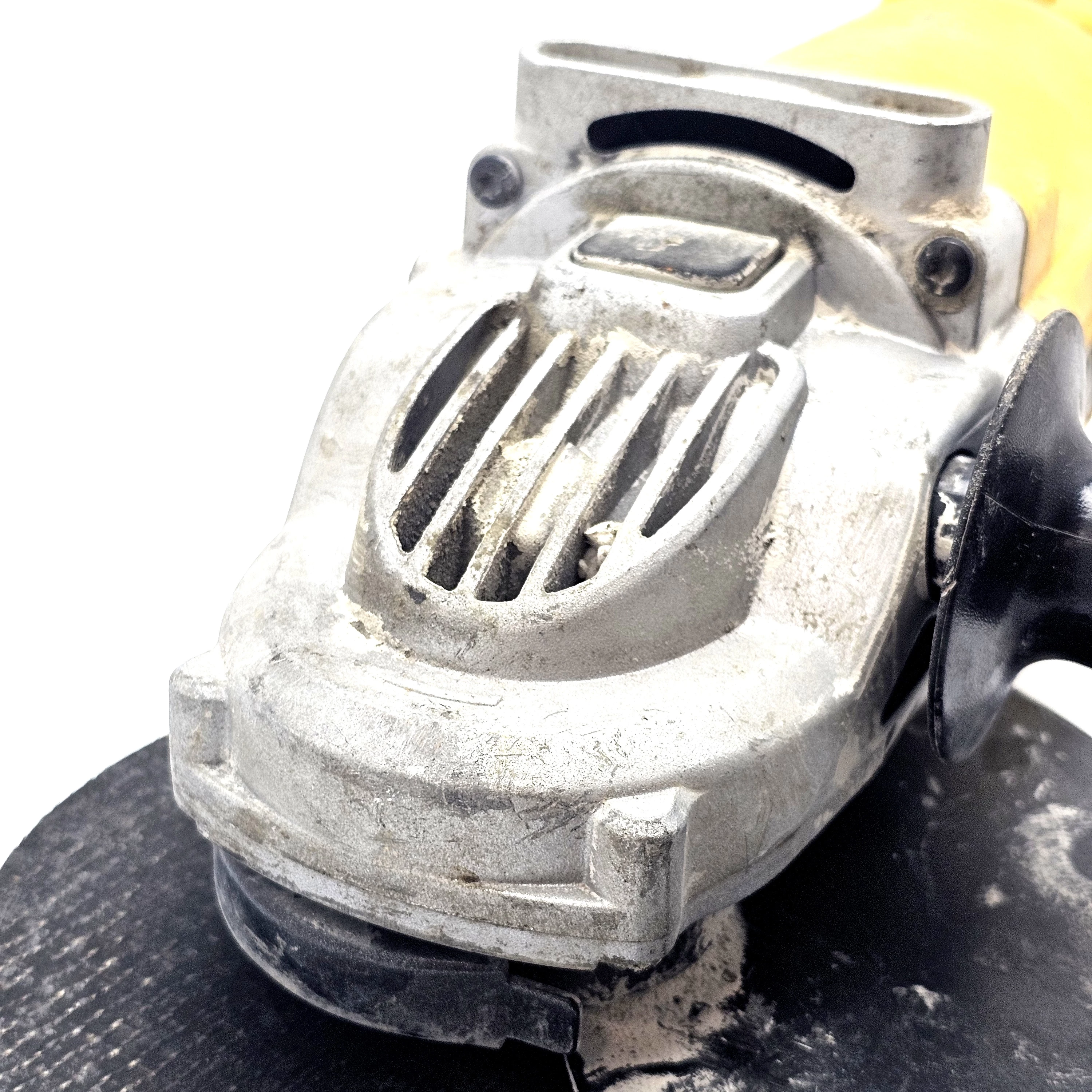 szlifierka-dewalt-dwe492-stan-11323-2