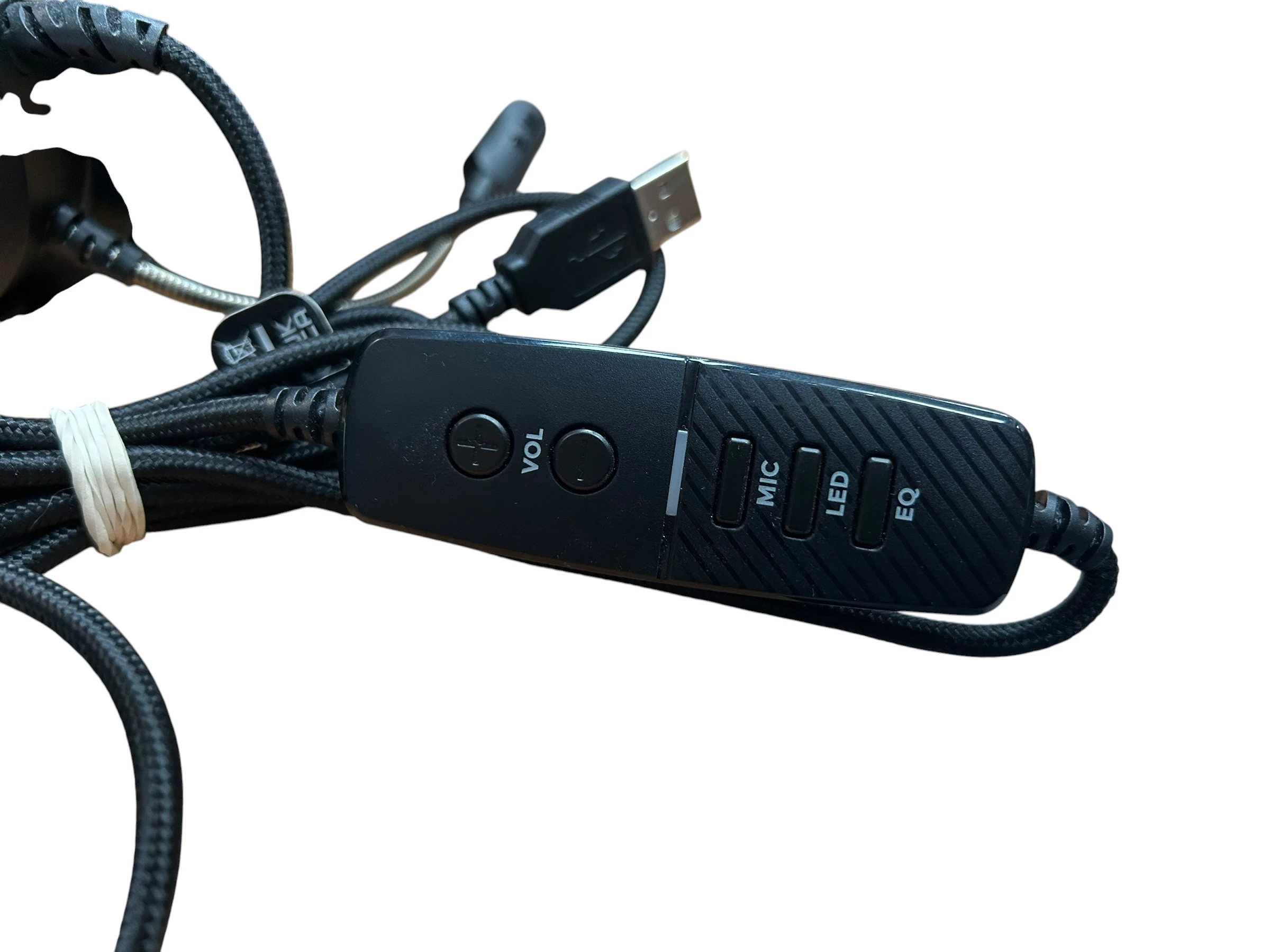 sluchawki-przewodowe-z-mikrofonem-genesis-neon-764-kod-producenta-nsg-2169