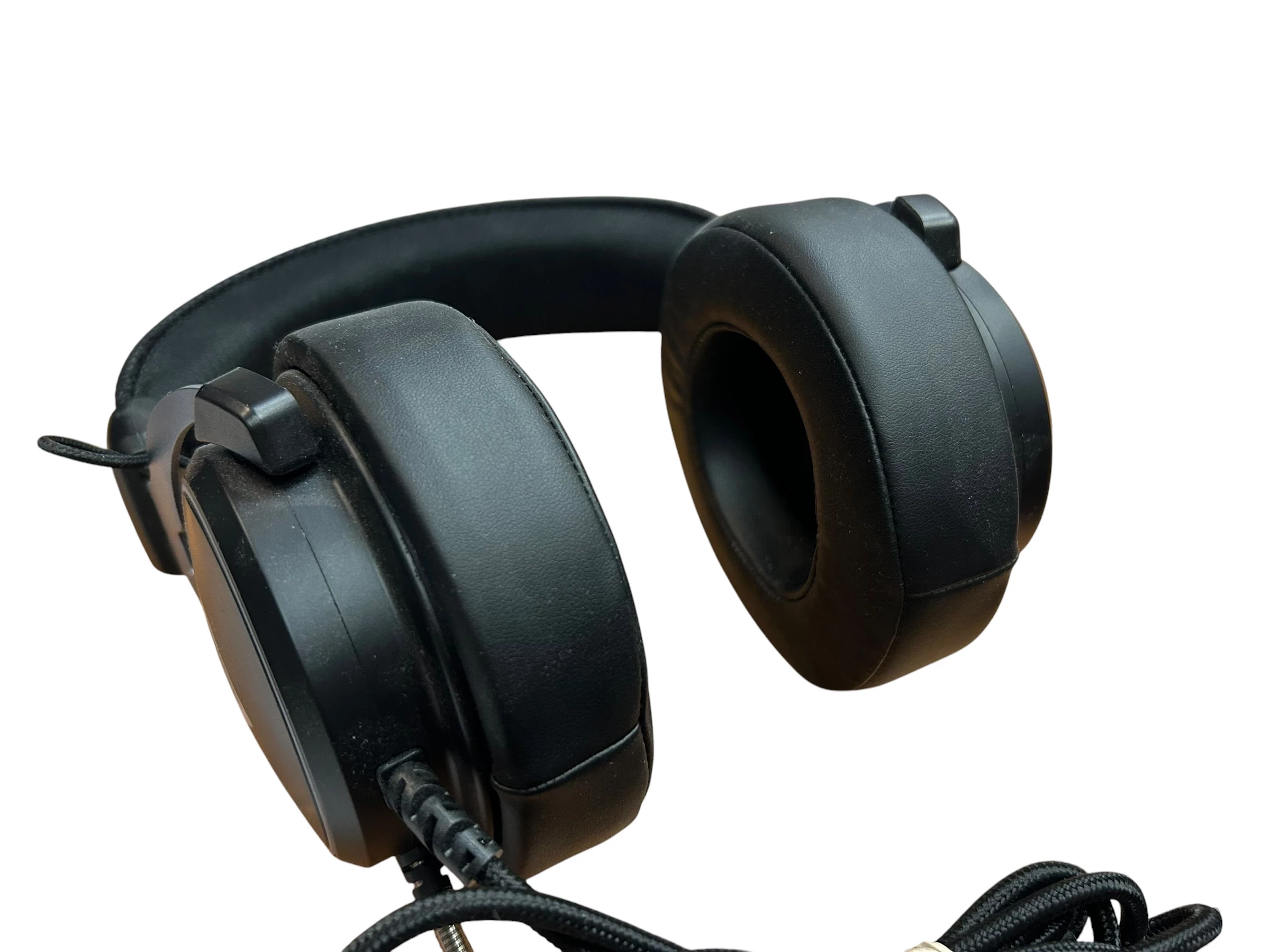 sluchawki-przewodowe-z-mikrofonem-genesis-neon-764-model-neon-764