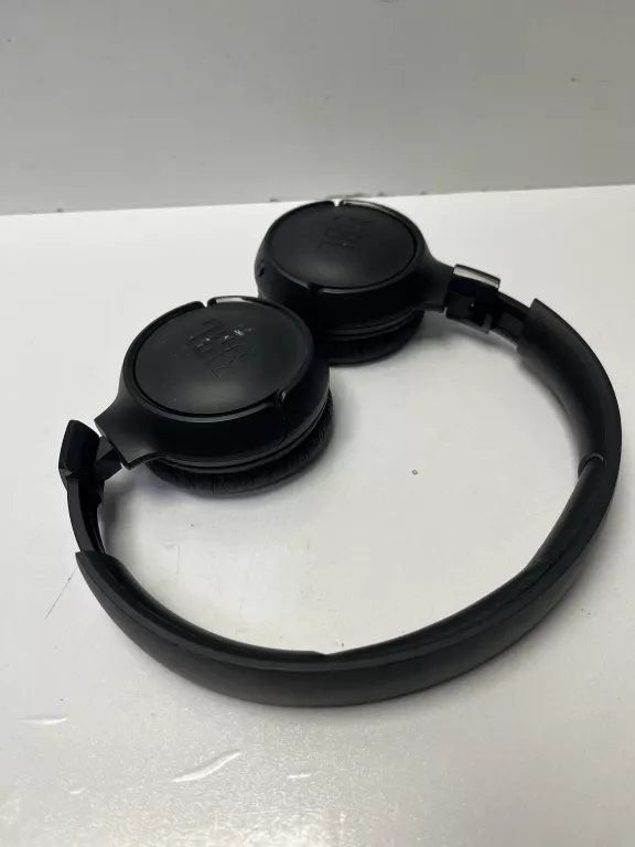 sluchawki-bt-jbl-tune-520-stan-11323-2
