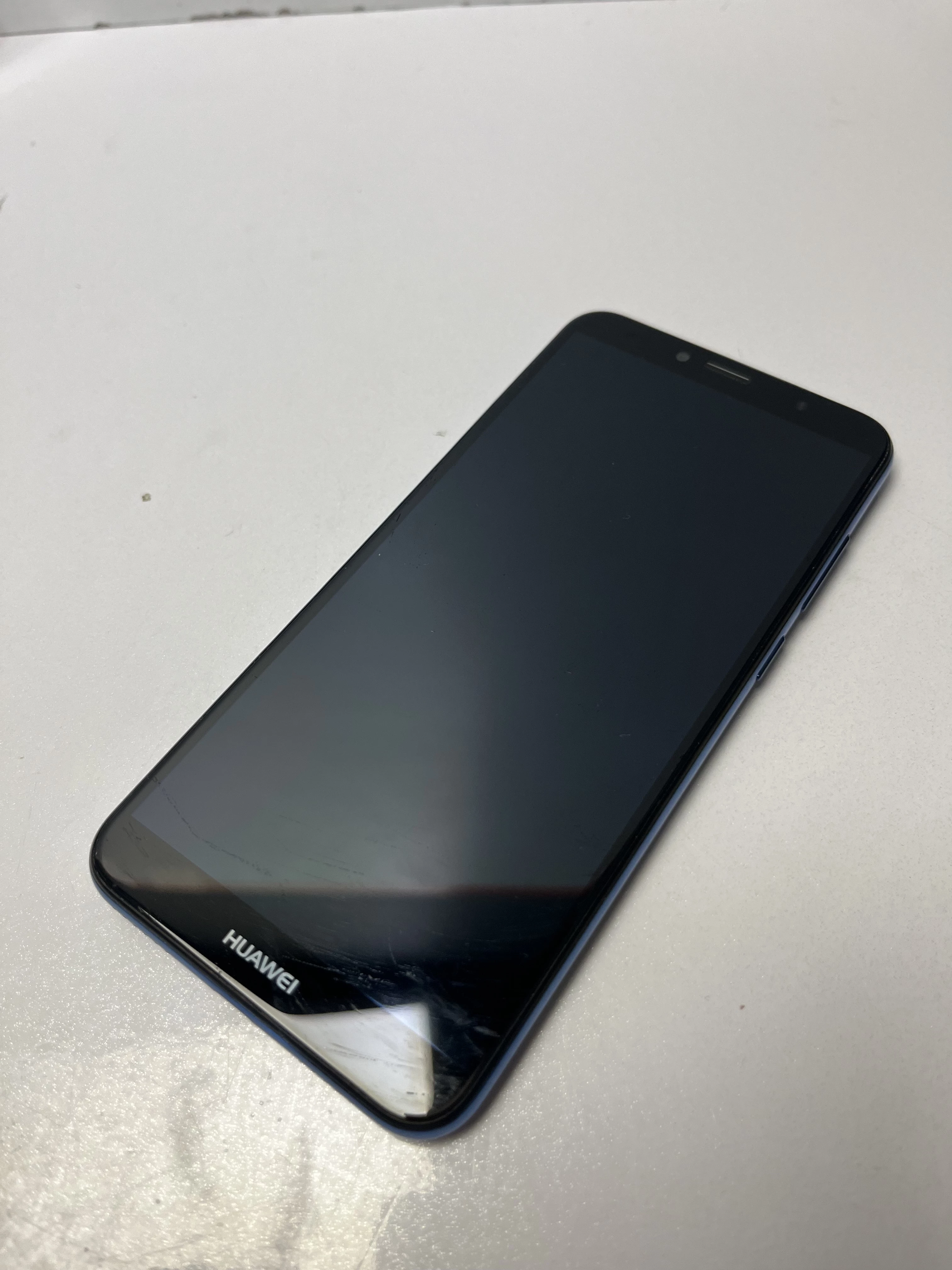 telefon-huawei-y5-216gb-wbudowana-pamiec-202869-214201