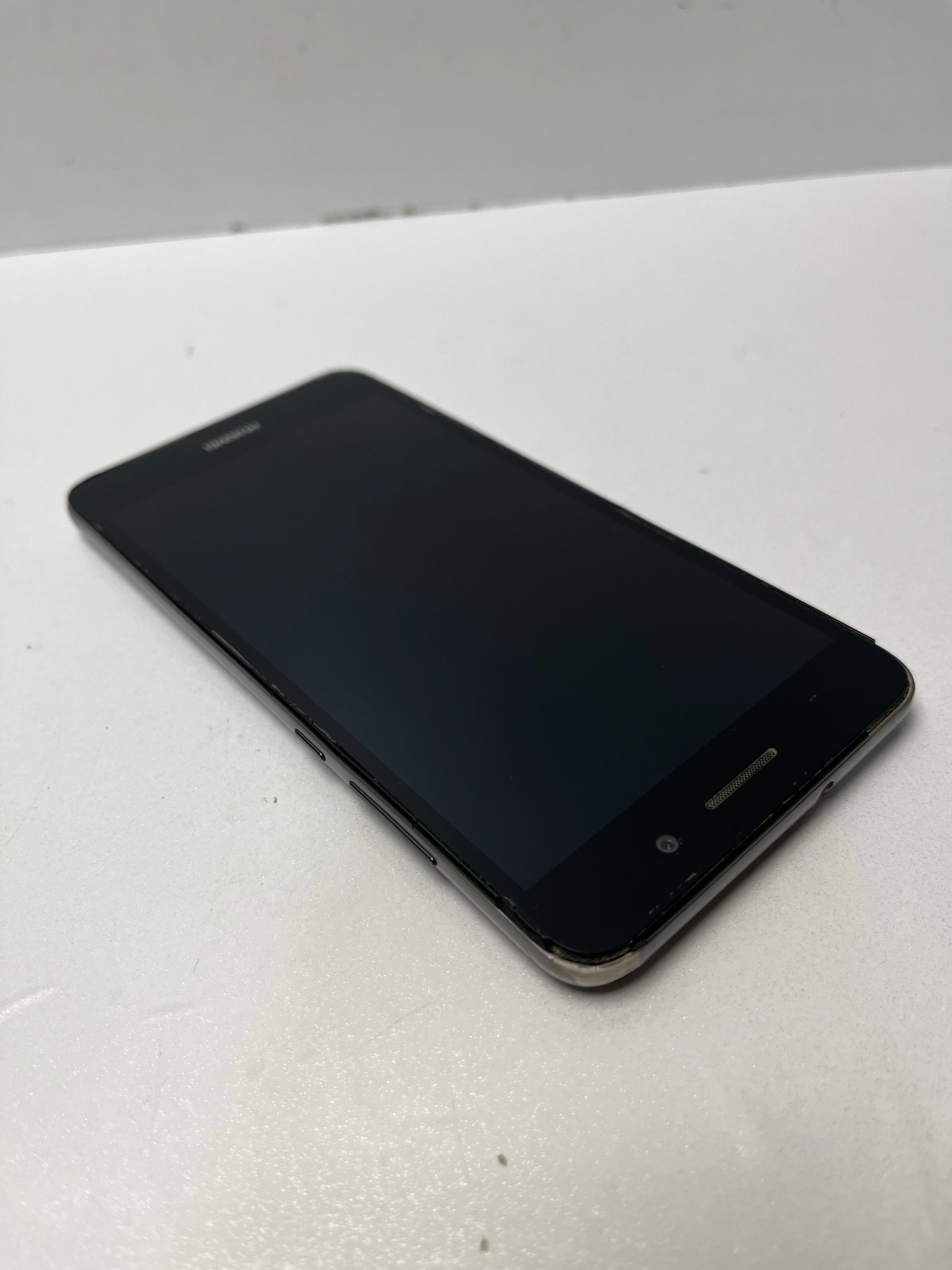 telefon-huawei-y6-ii-compact-2-gb-16-gb-system-operacyjny-4388-1