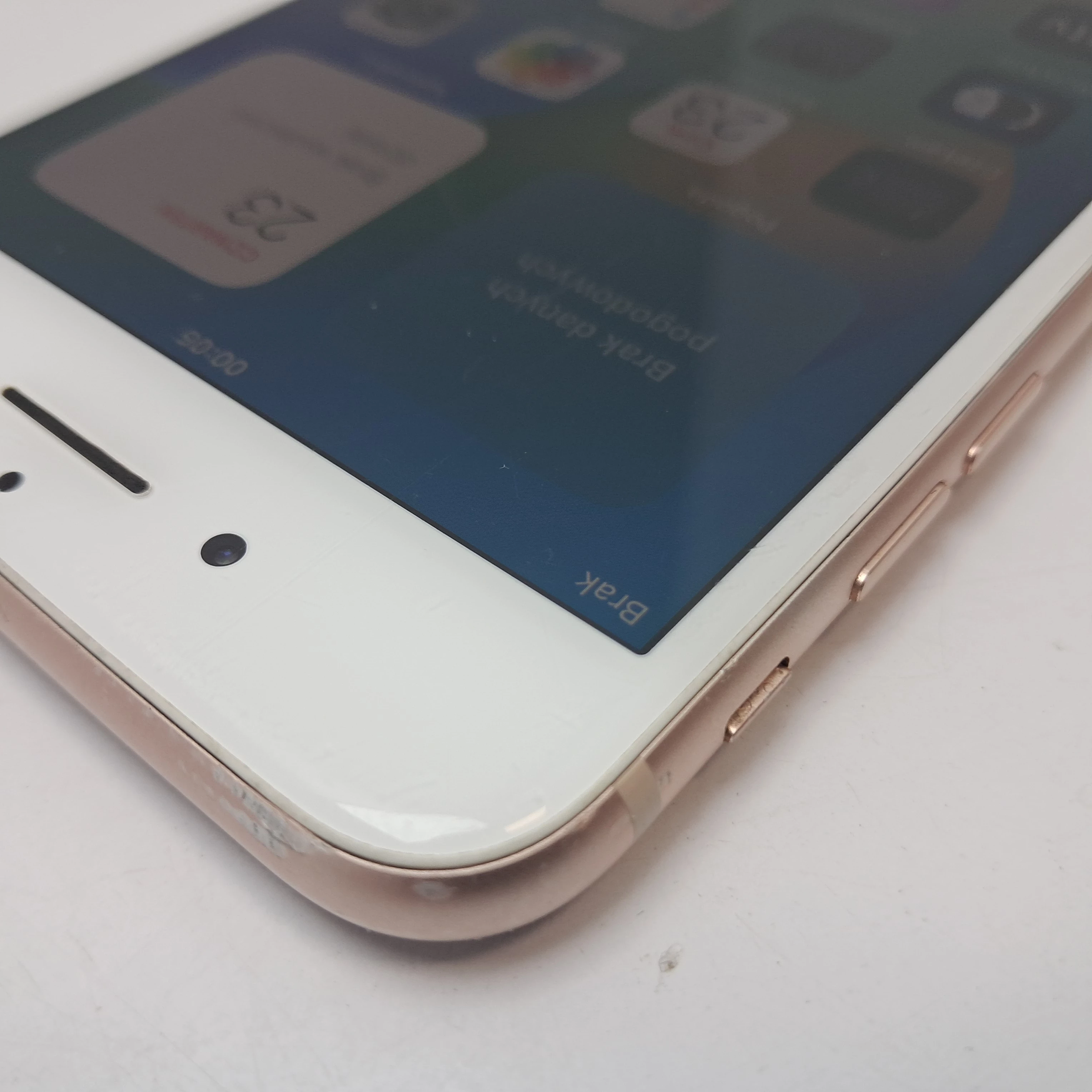 telefon-iphone-8-plus-typ-202685-212929