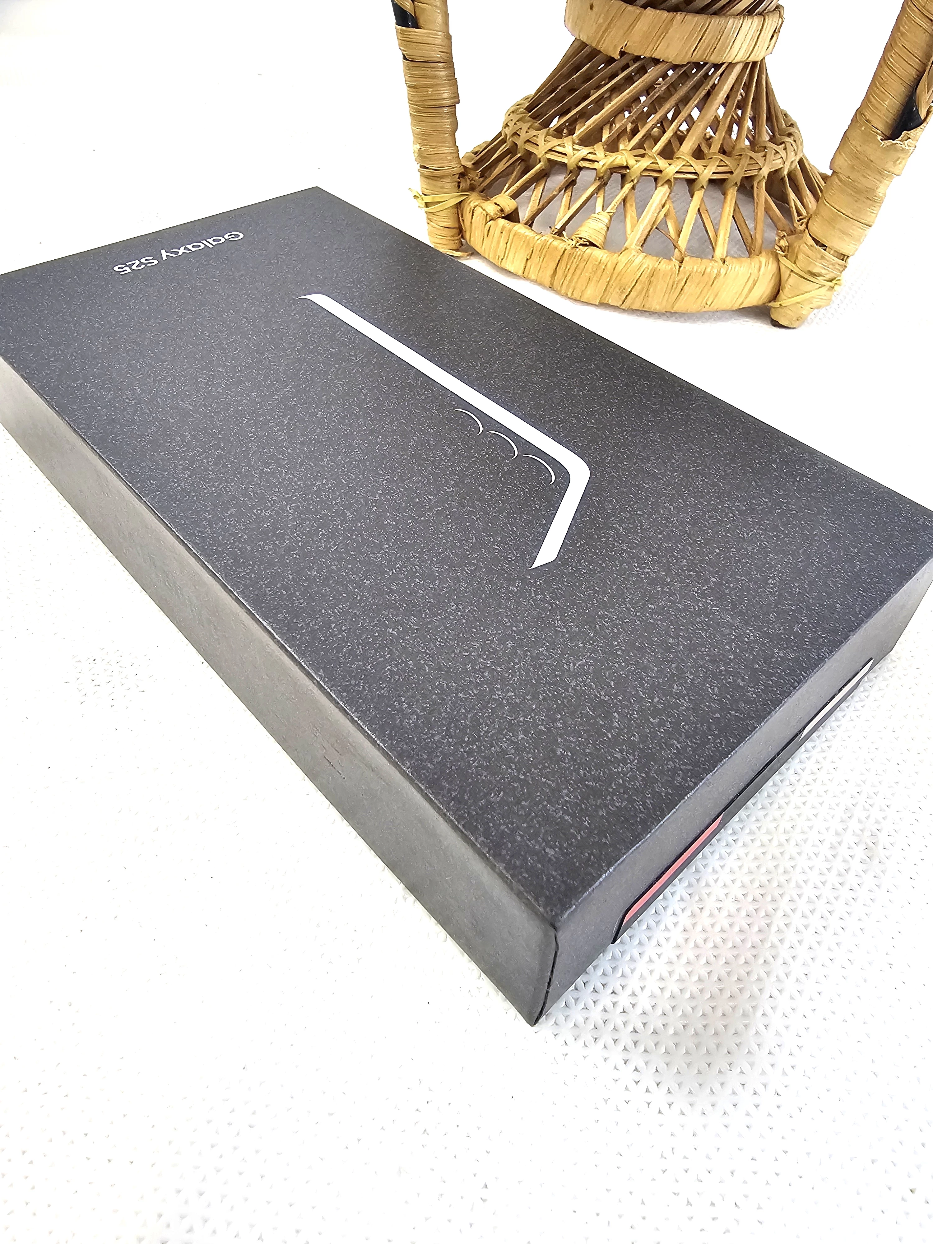 telefon-samsung-galaxy-s25-12gb-256gb-blueblack-stan-11323-2