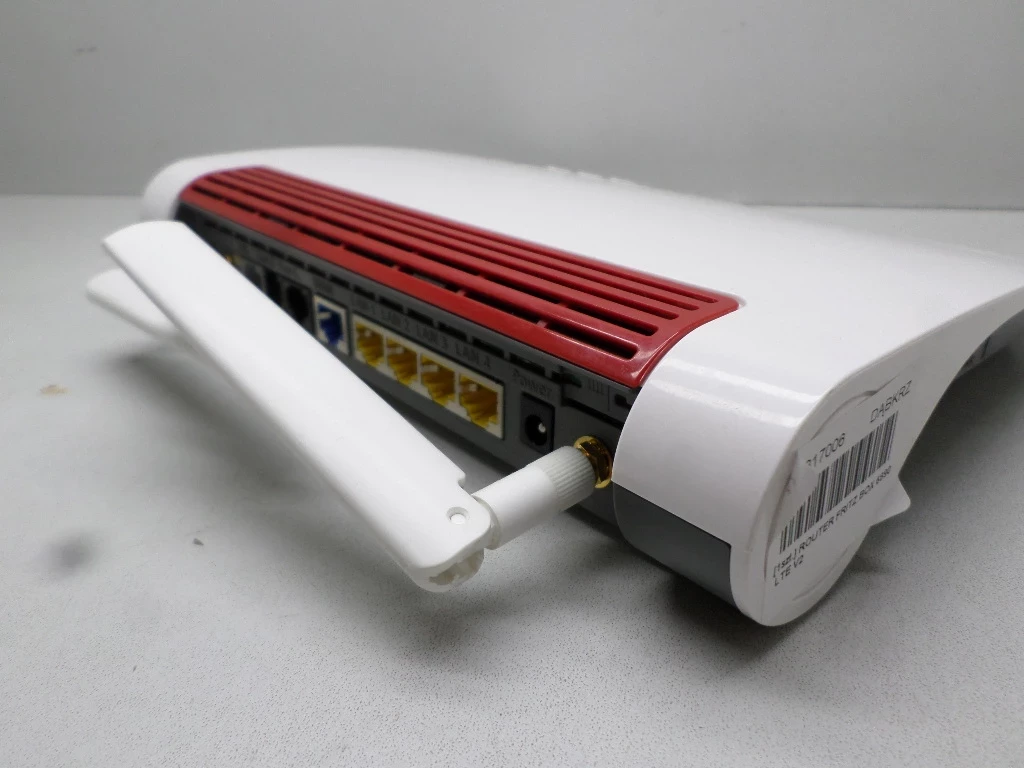 router-avm-fritzbox-6890-lte-80211ac-wi-fi-5-standard-pracy-bezprzewodowej-4451-32768