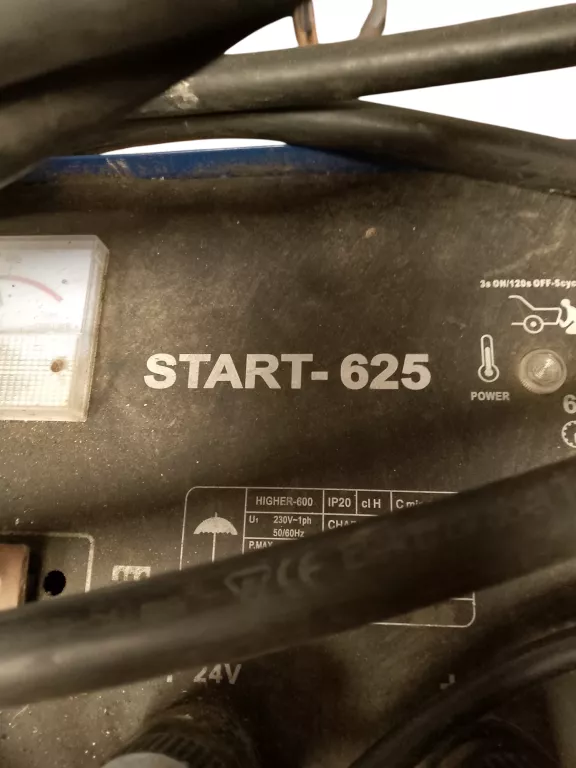 adler-start-625-prostownik-z-funkcja-wspomagania-rozruchu-do-tirow-stan-11323-2