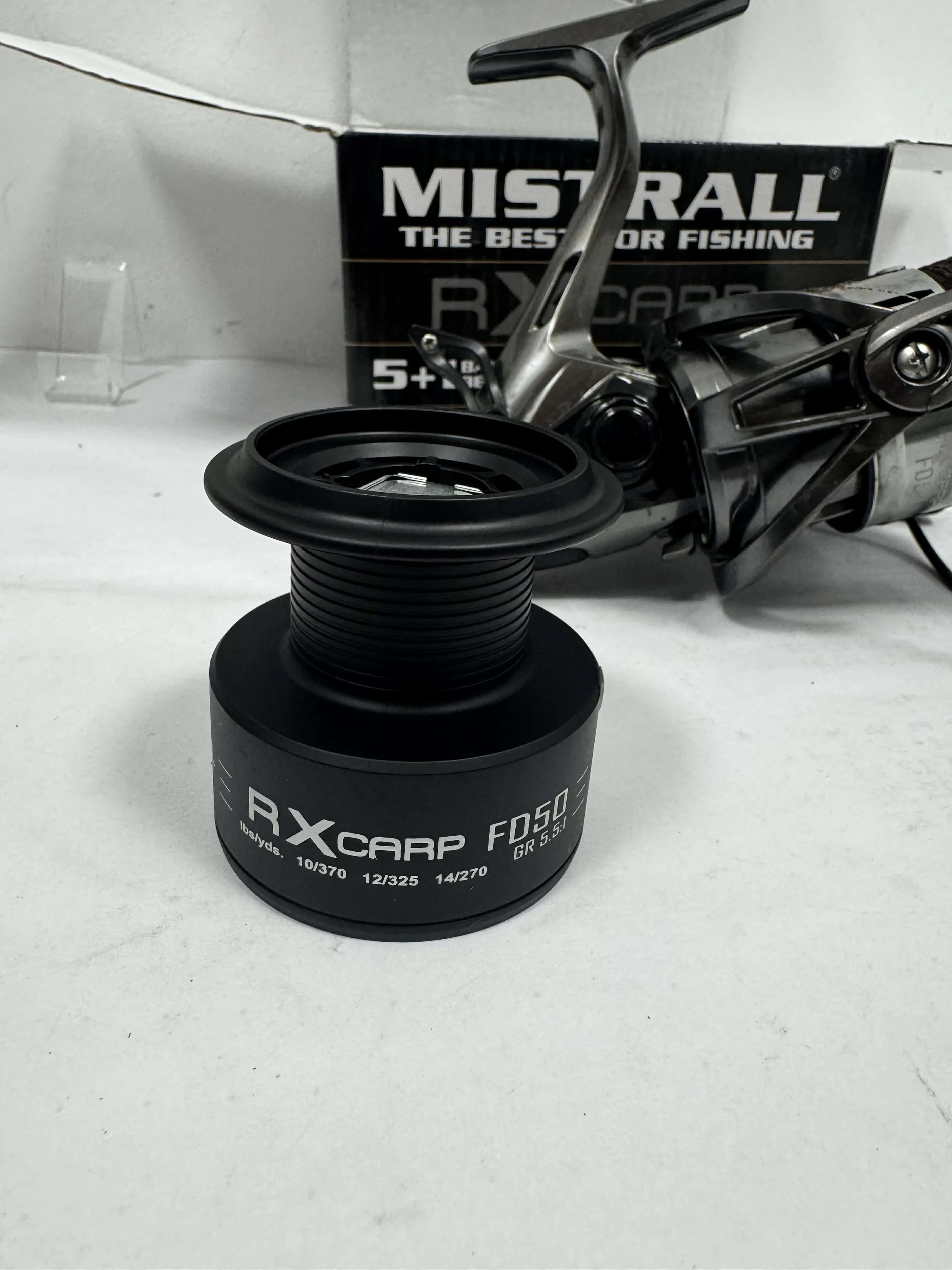 kolowrotek-mistrall-rxcarl-5000-moc-hamulca-900