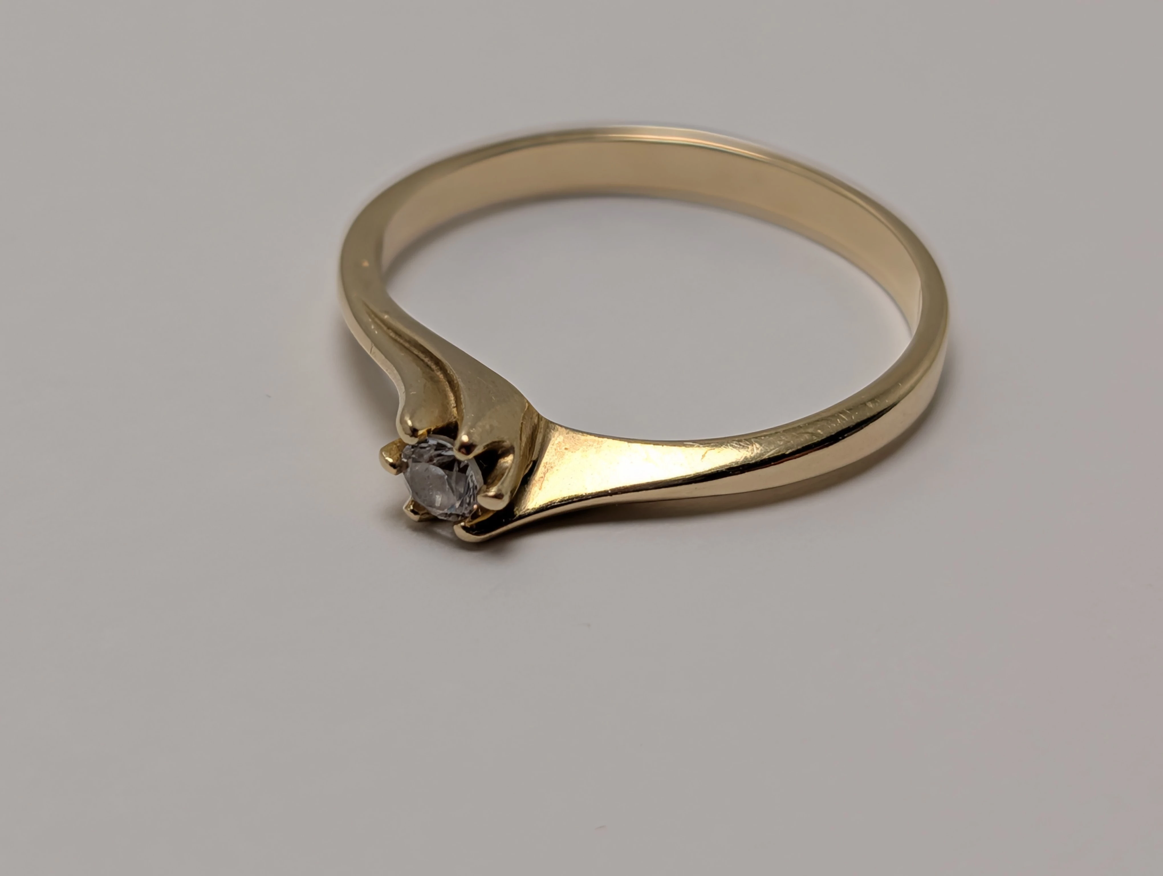 zloty-pierscionek-pr585-18g-r13-material-15835-2