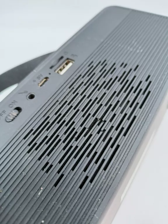 glosnik-czarny-pepco-moc-200