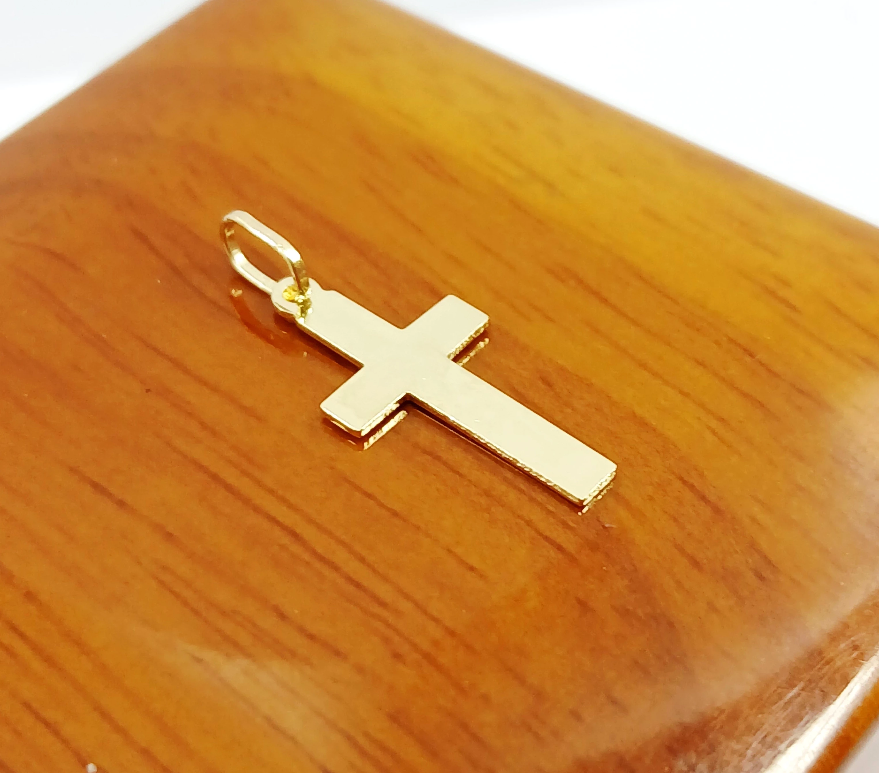 zlota-zawieszka-krzyz-058g-pr-585-14k-material-15835-2