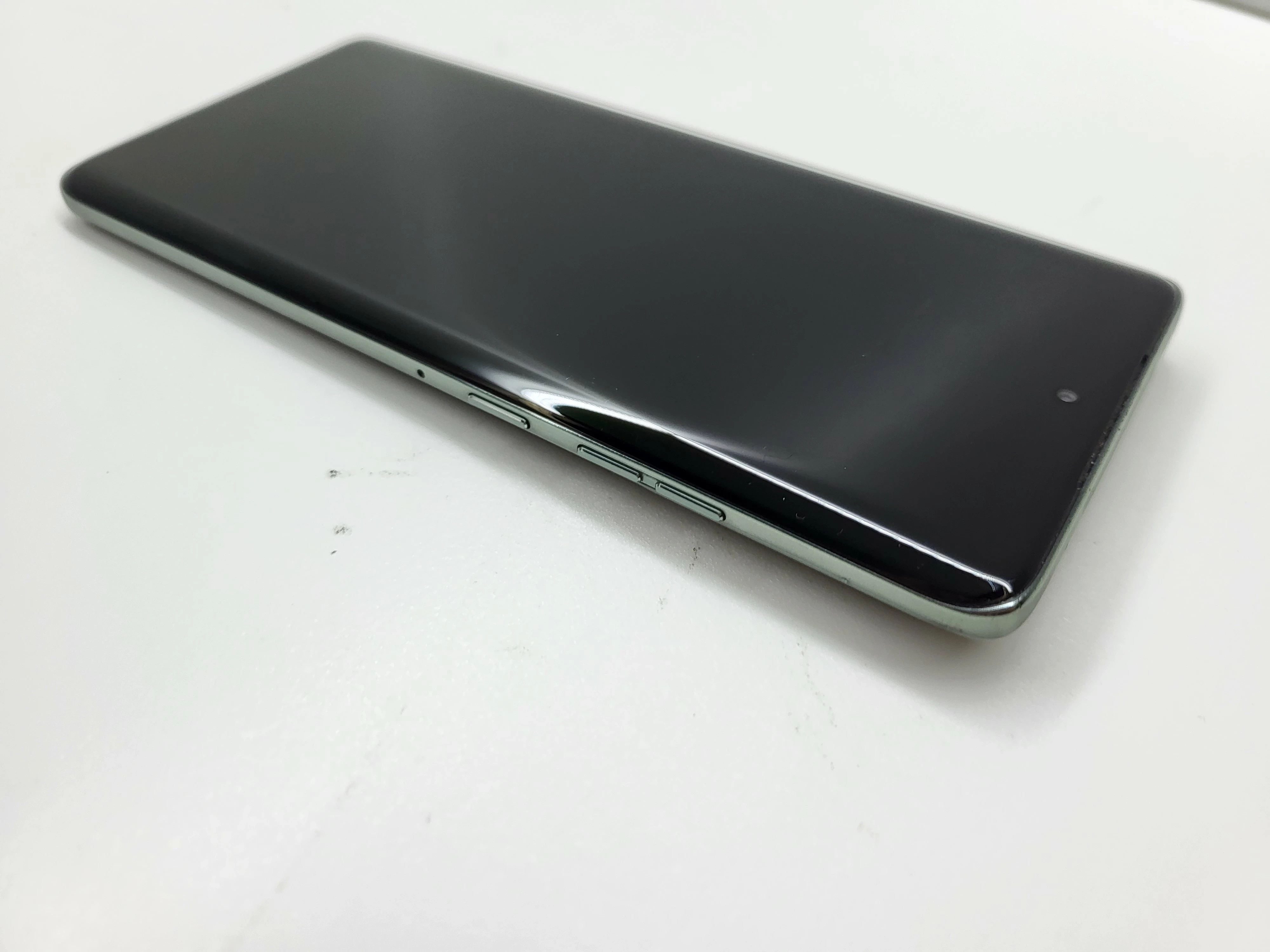 telefon-motorola-edge-60-pro-wbudowana-pamiec-202869-214185