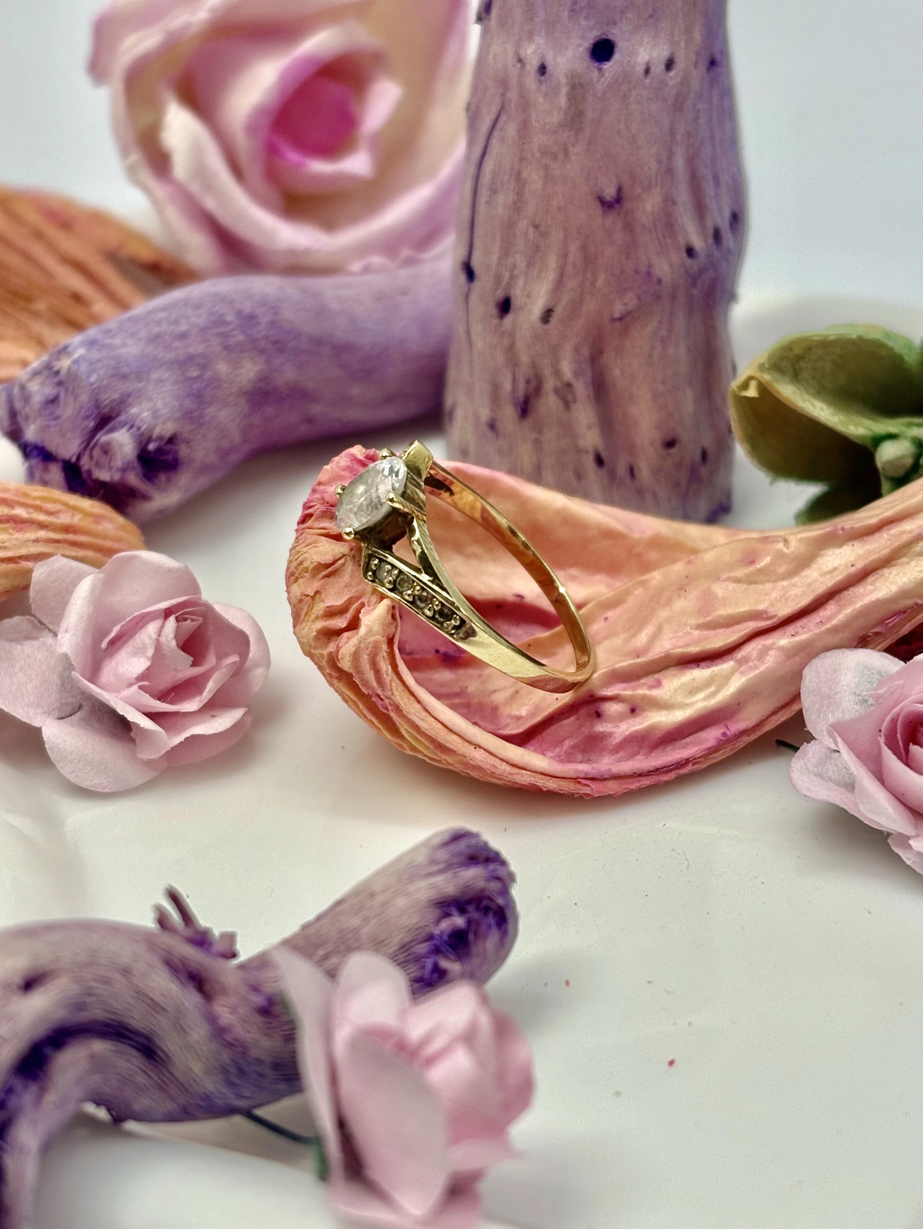 piekny-zloty-pierscionek-lwowska-55-nowy-sacz-sj